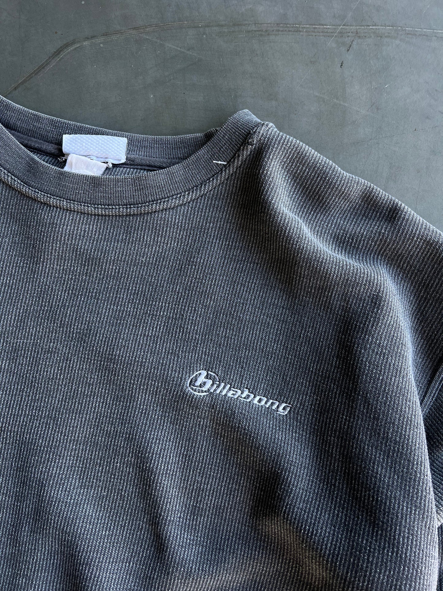 Vintage Grey Billabong Spellout Crew - XL