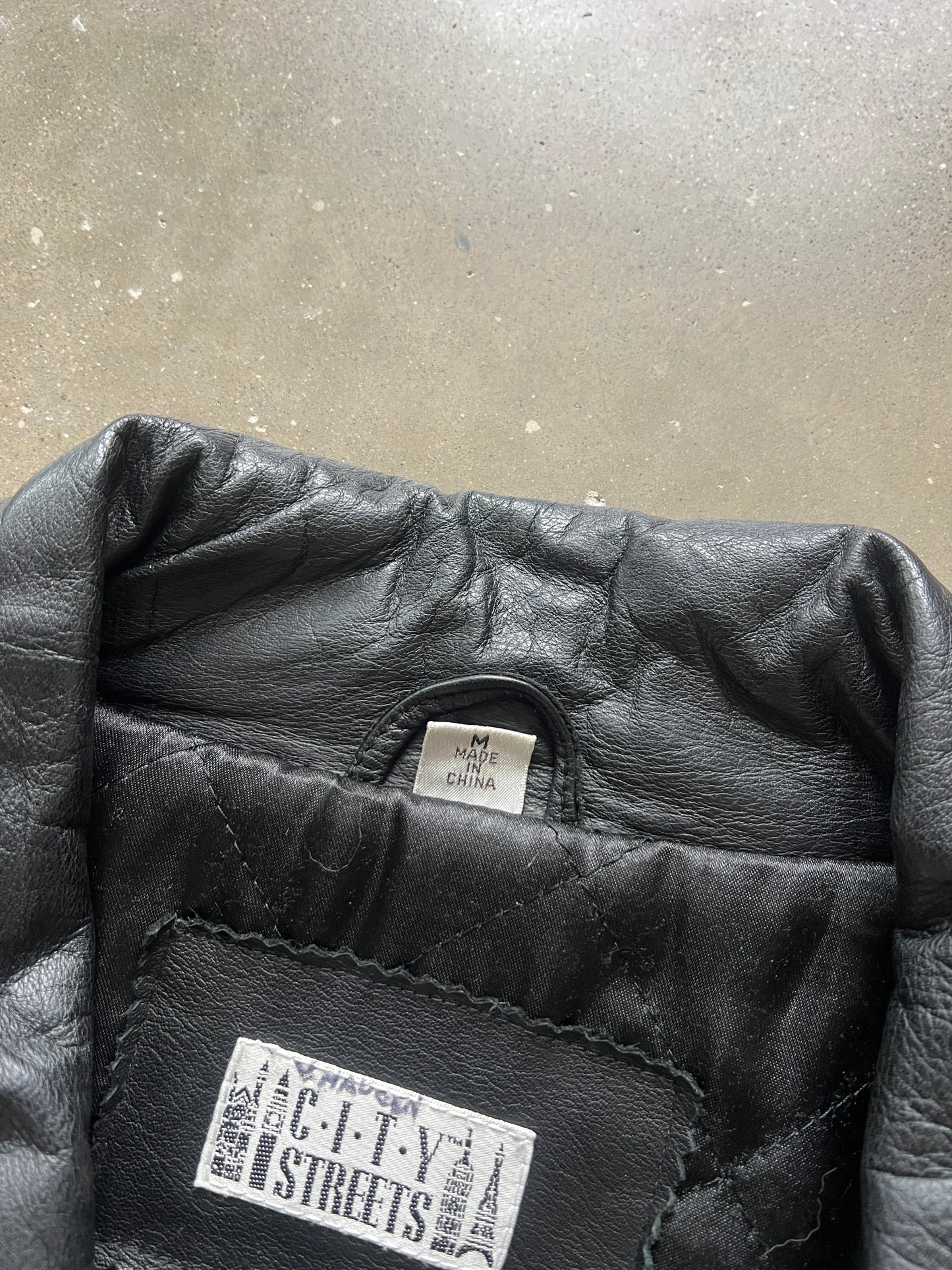 Vintage Black Leather Biker Jacket - M