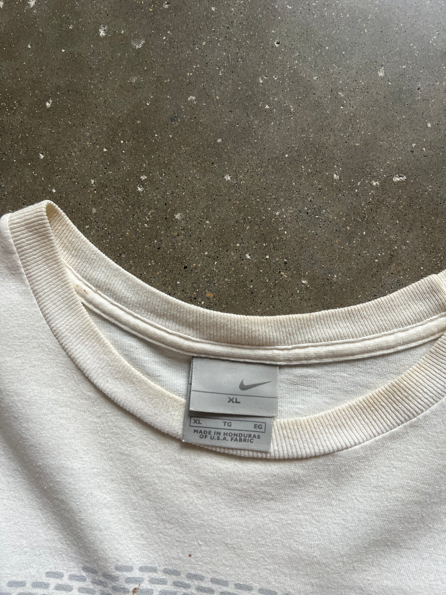 Vintage White Nike Swoosh Logo Shirt - XL