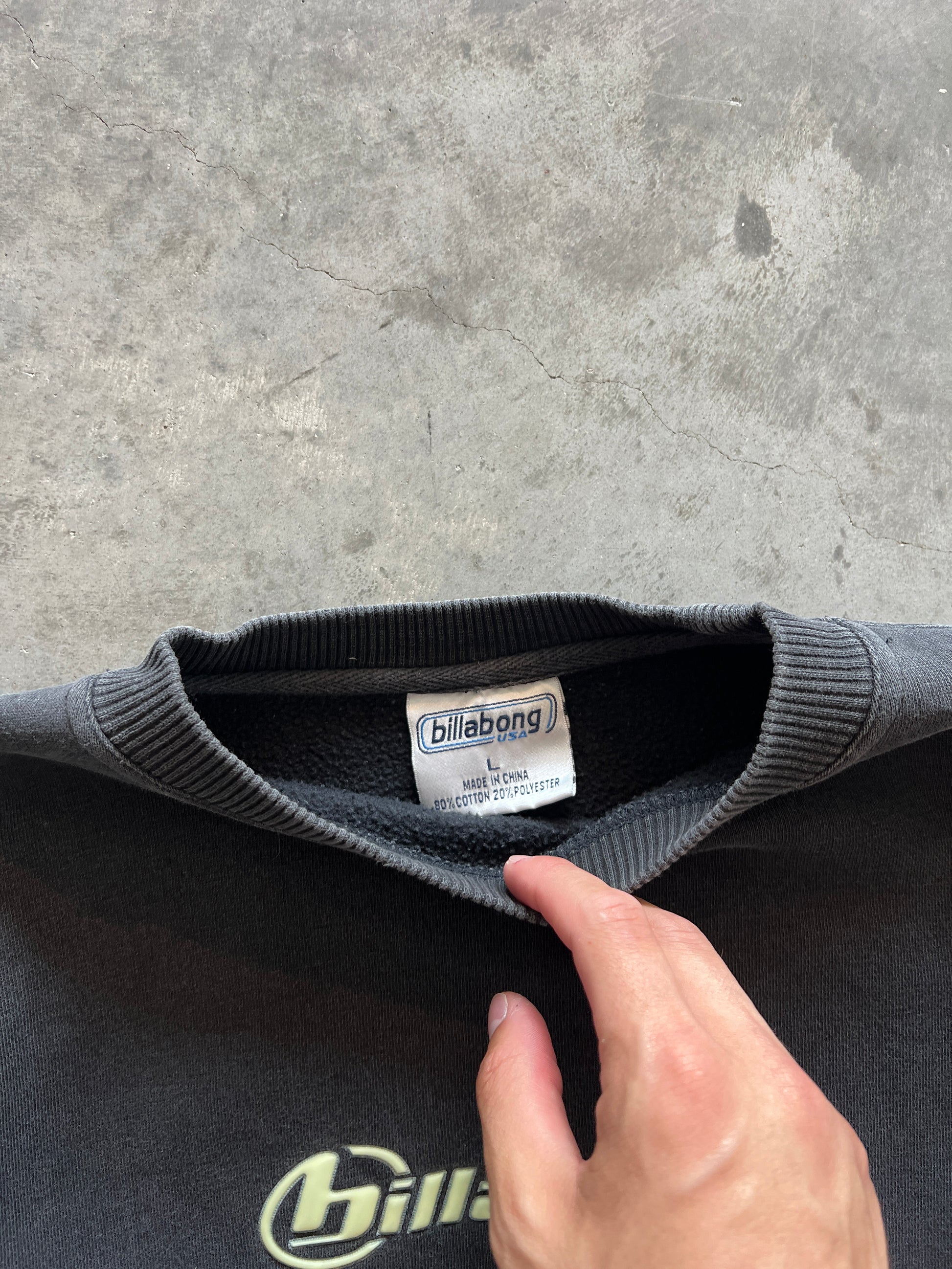 Vintage Black Billabong Spellout Crew - L