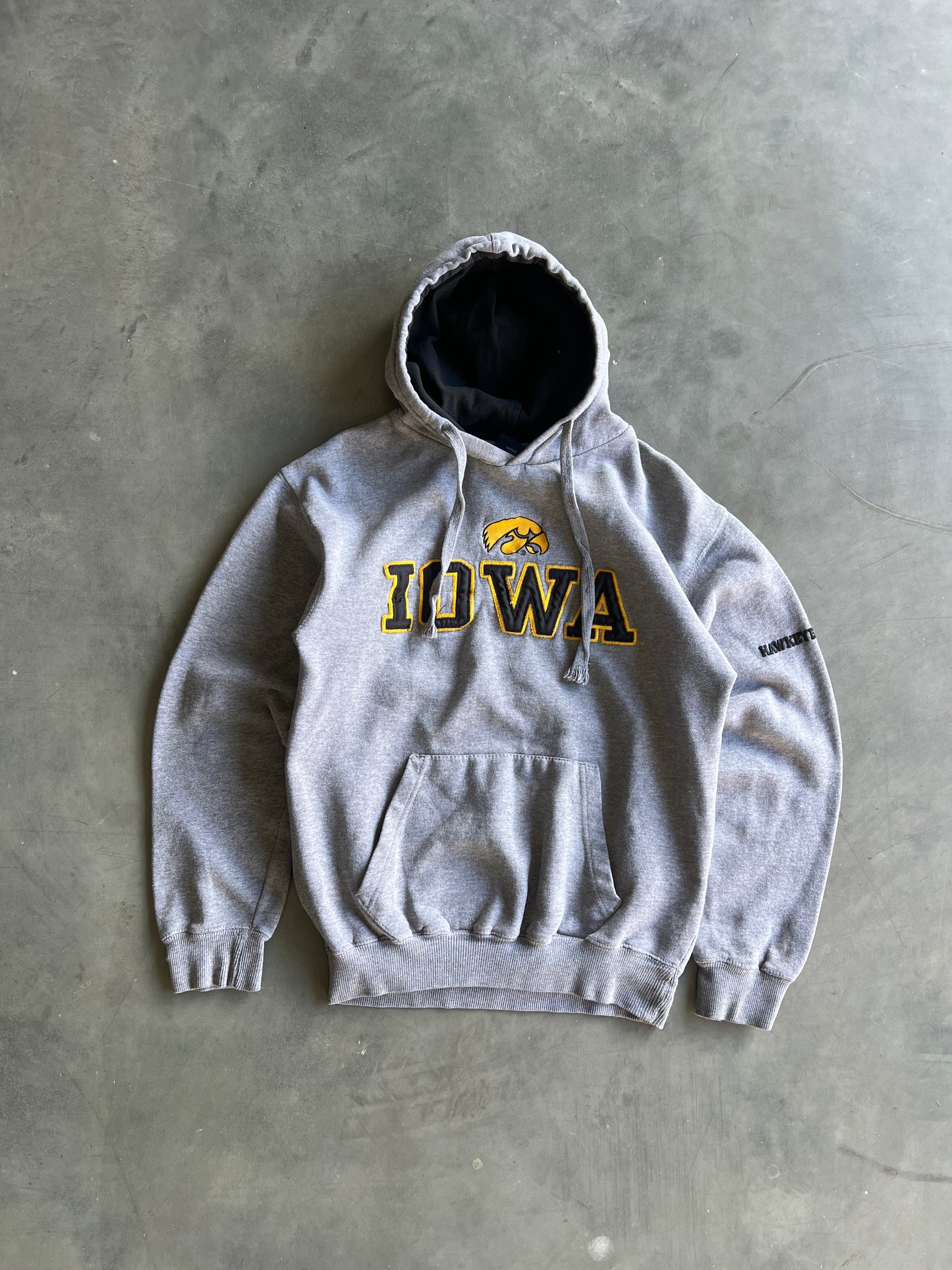 Vintage Grey Iowa Hawkeyes Hoodie - M