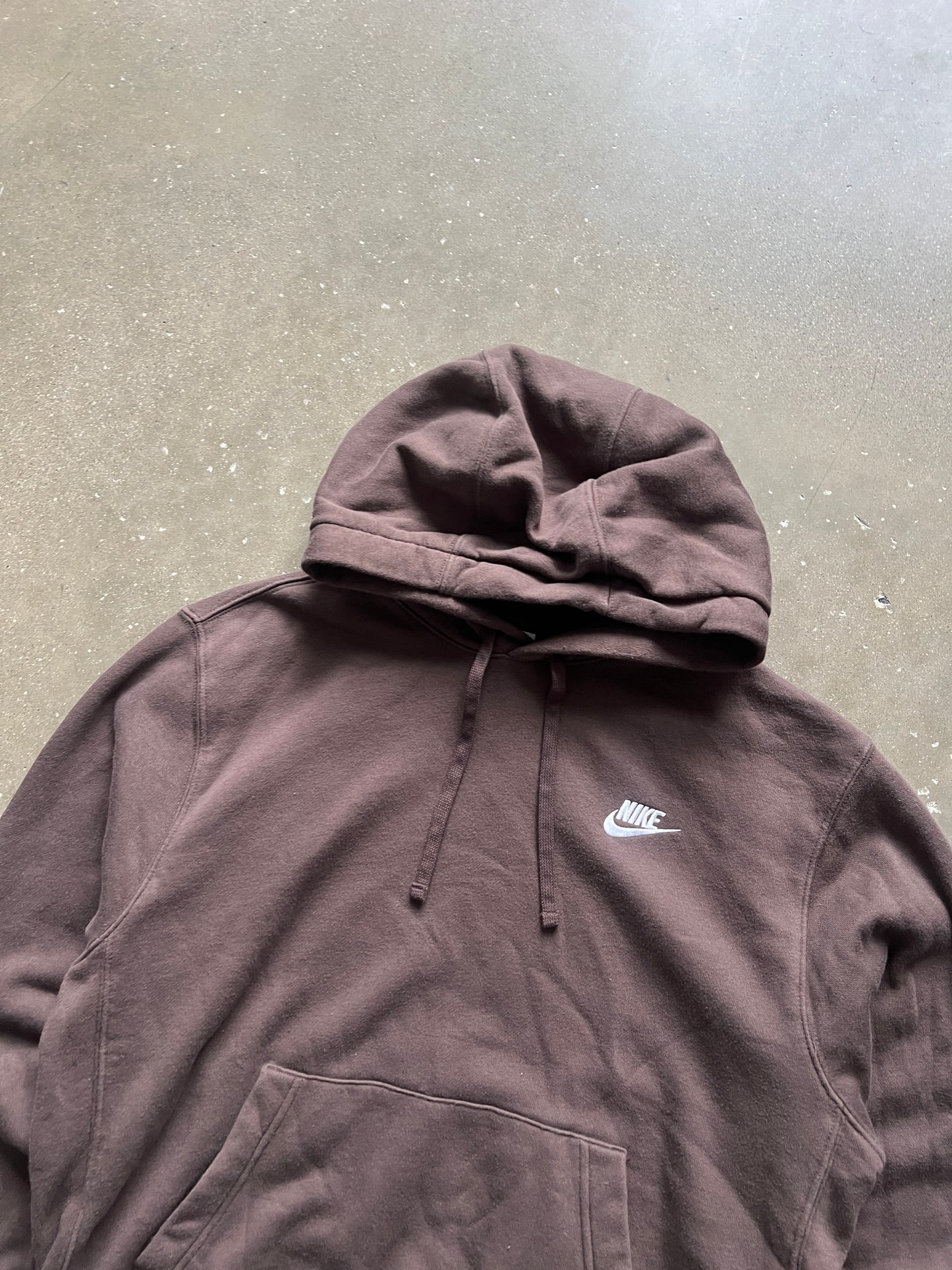 Vintage Mocha Brown Nike Swoosh Hoodie - M