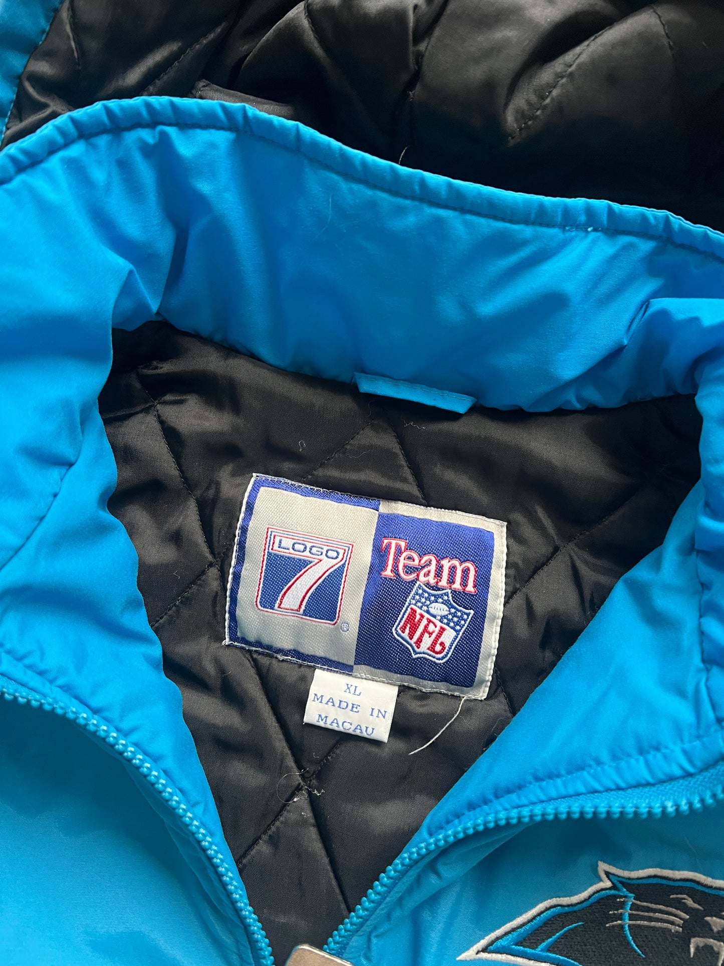Vintage Blue Carolina Panthers Puffer Jacket - XL