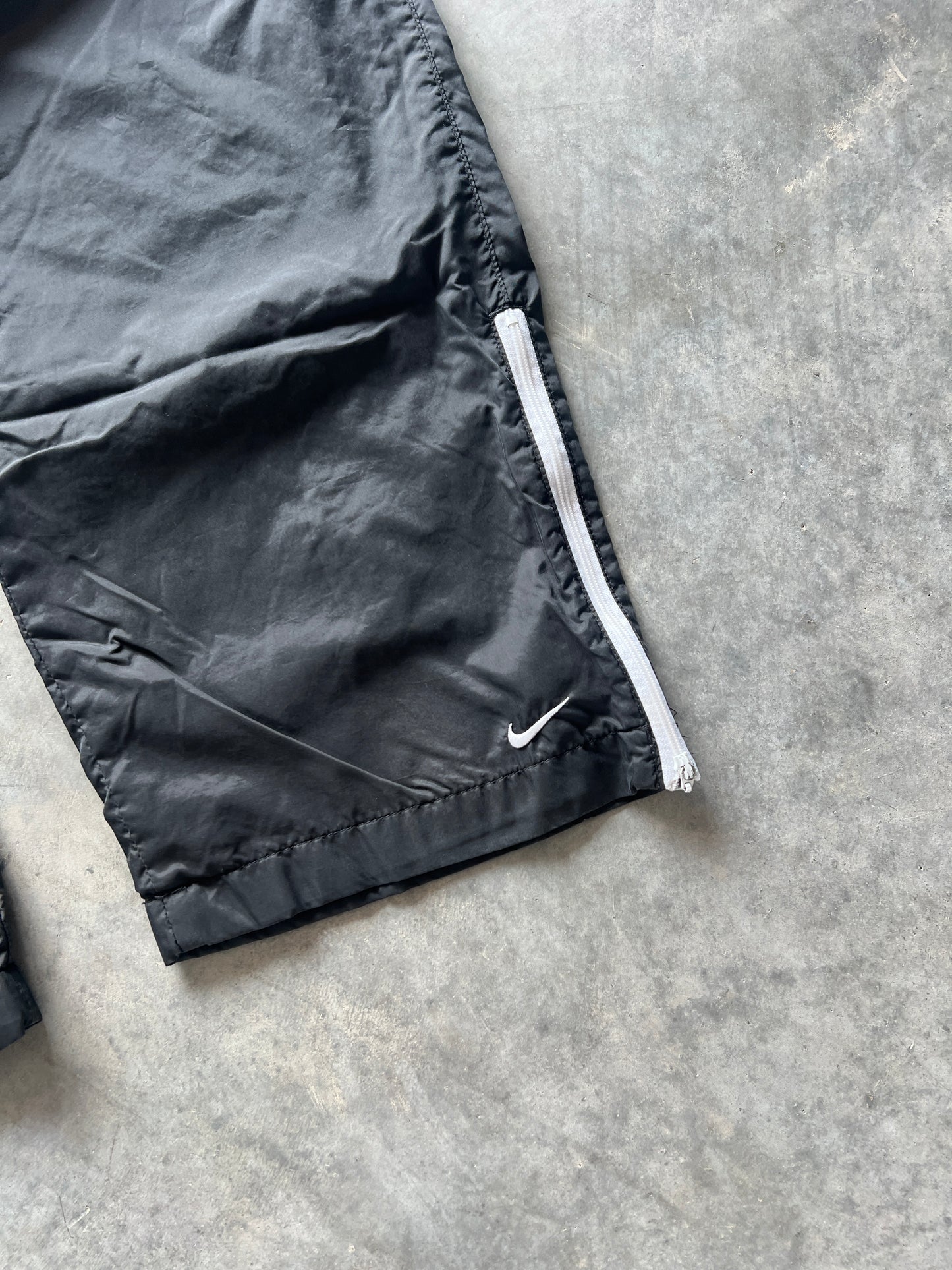 Vintage Black Nike Track Pants - M