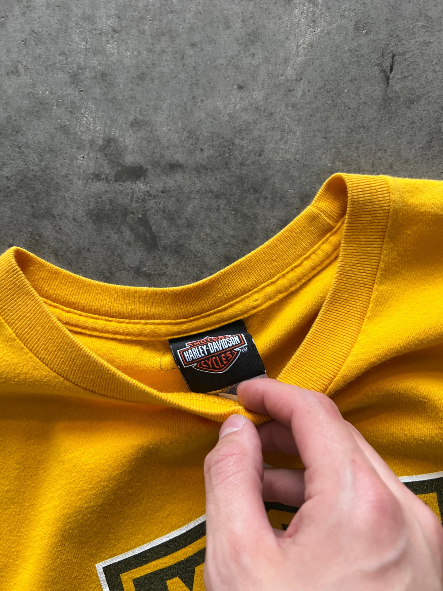 Vintage Yellow Harley Davidson Shirt - L