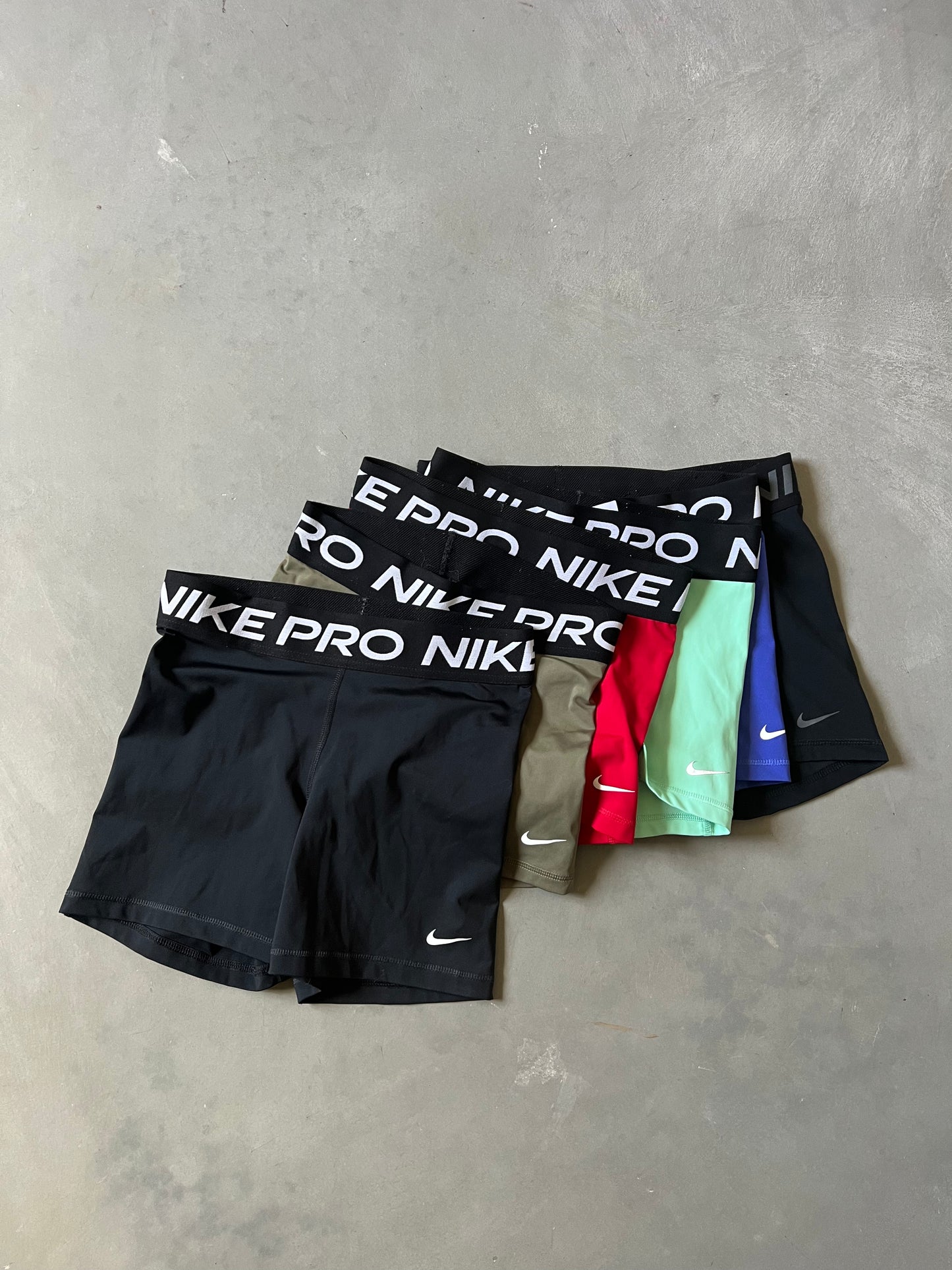 Nike Pro Womans Athletic Shorts Lot 6x - S