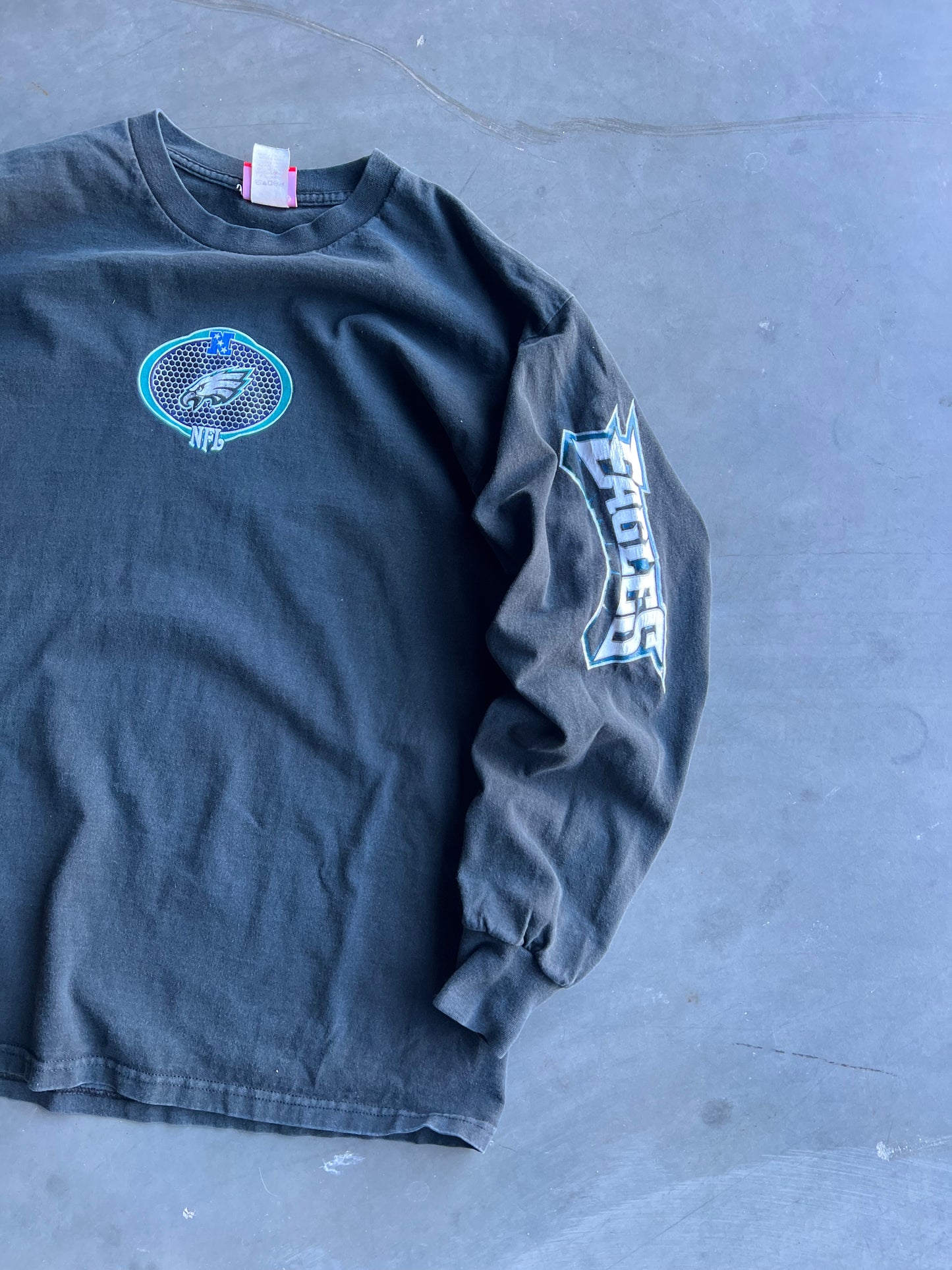 Vintage Faded Black Philadelphia Eagles Shirt - L