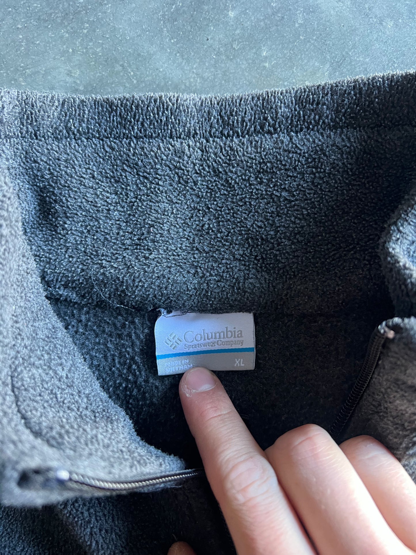 Vintage Dark Grey Columbia Zip Fleece - XL