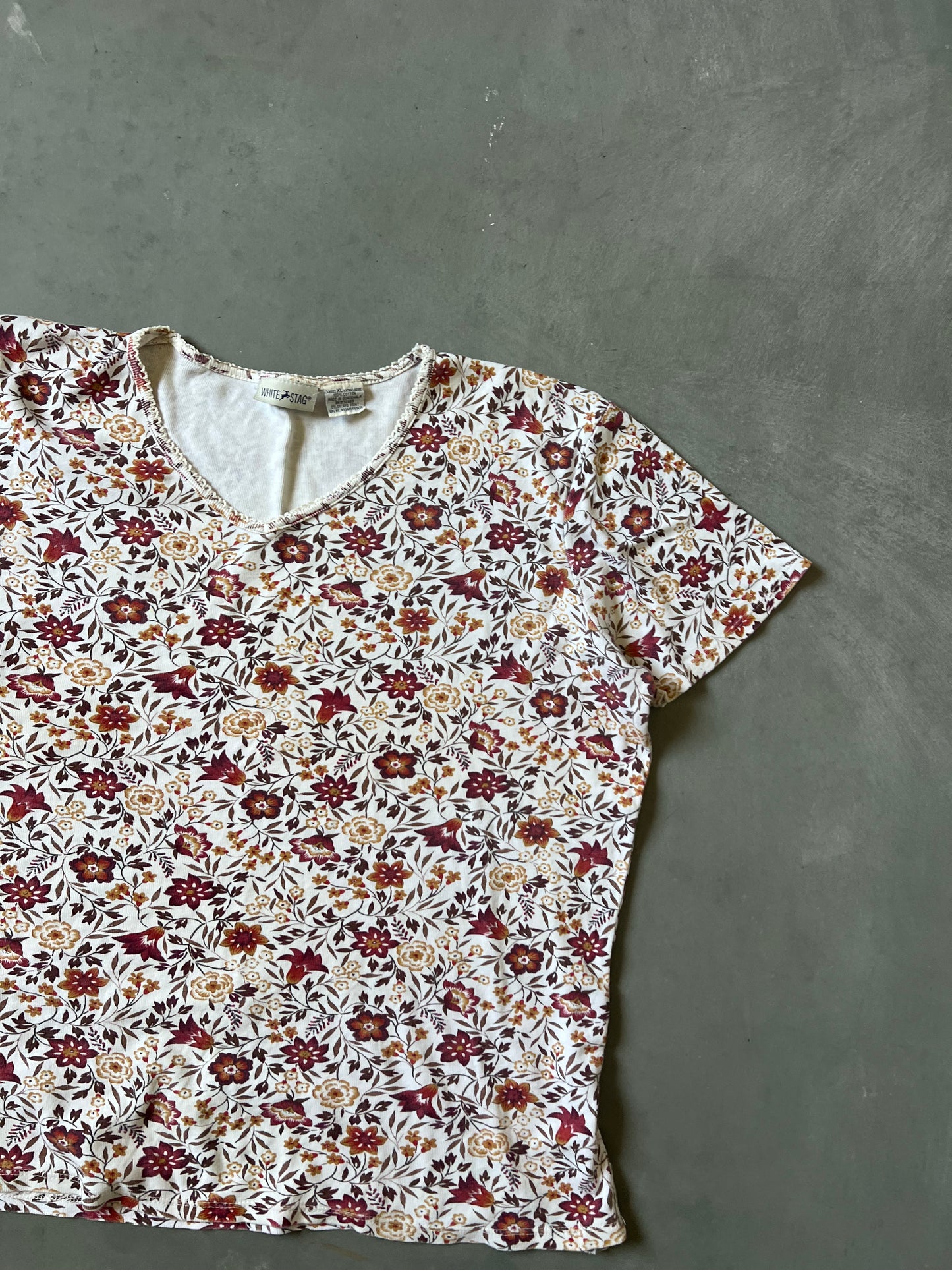 Vintage White Floral Top - XL