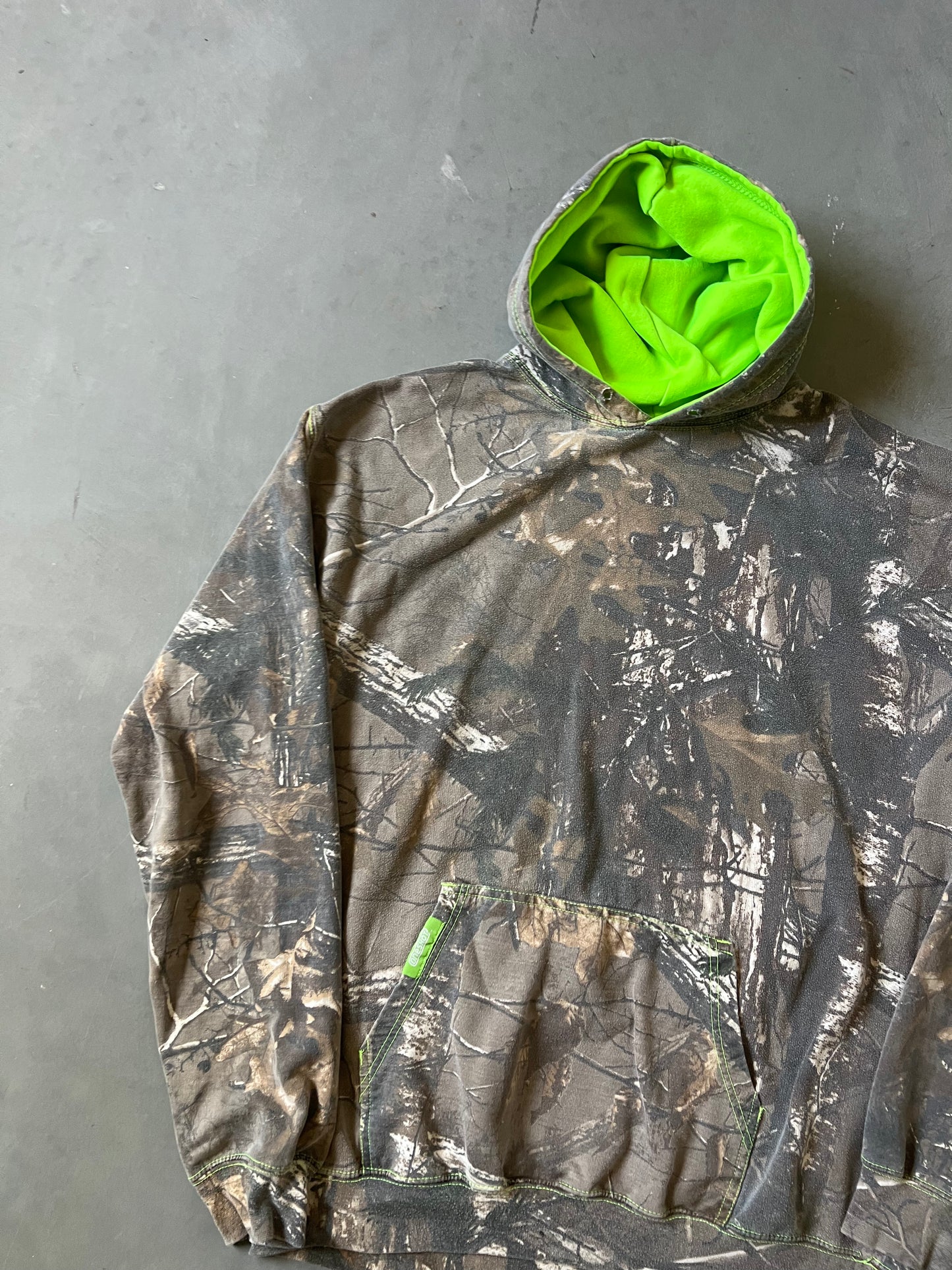 Vintage RealTree Camo Hoodie - XXL