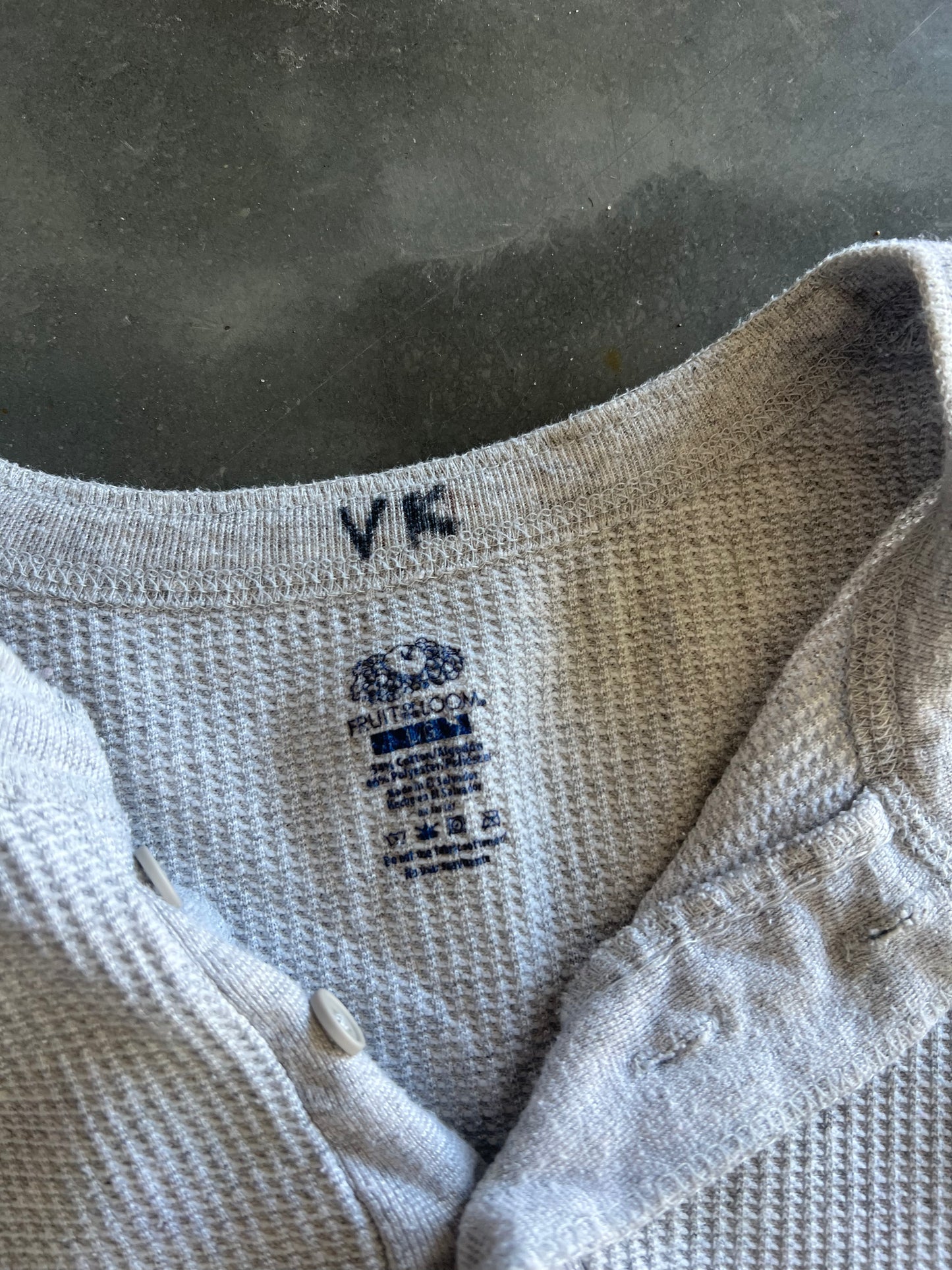 Vintage Grey Fruit of The Loom Thermal Shirt - L