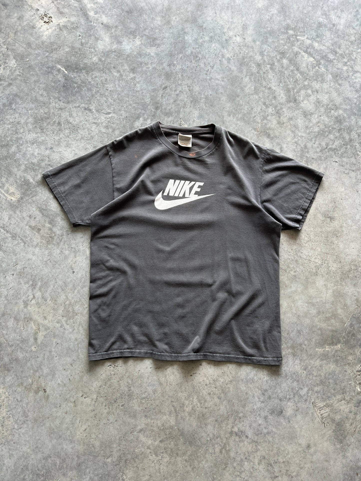 Vintage Grey Nike Spellout Shirt - L