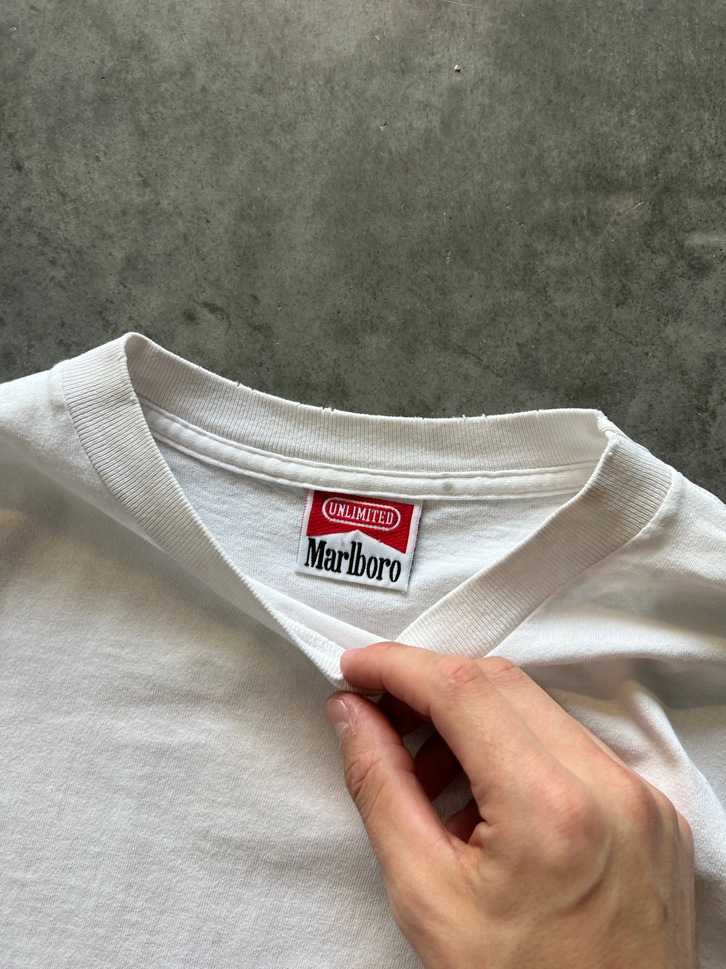 Vintage White Red Marlboro Logo Shirt - L