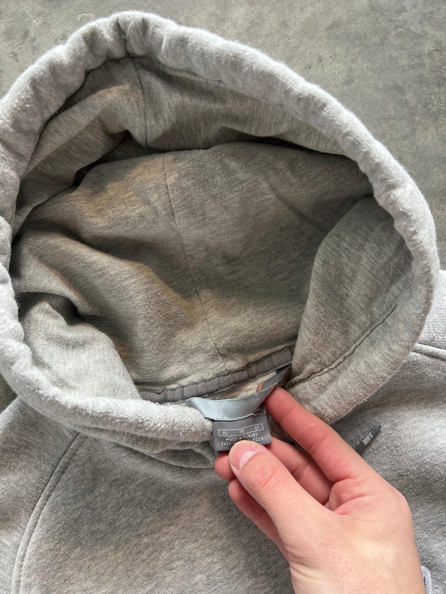 Vintage White Nike Spellout Hoodie - XL