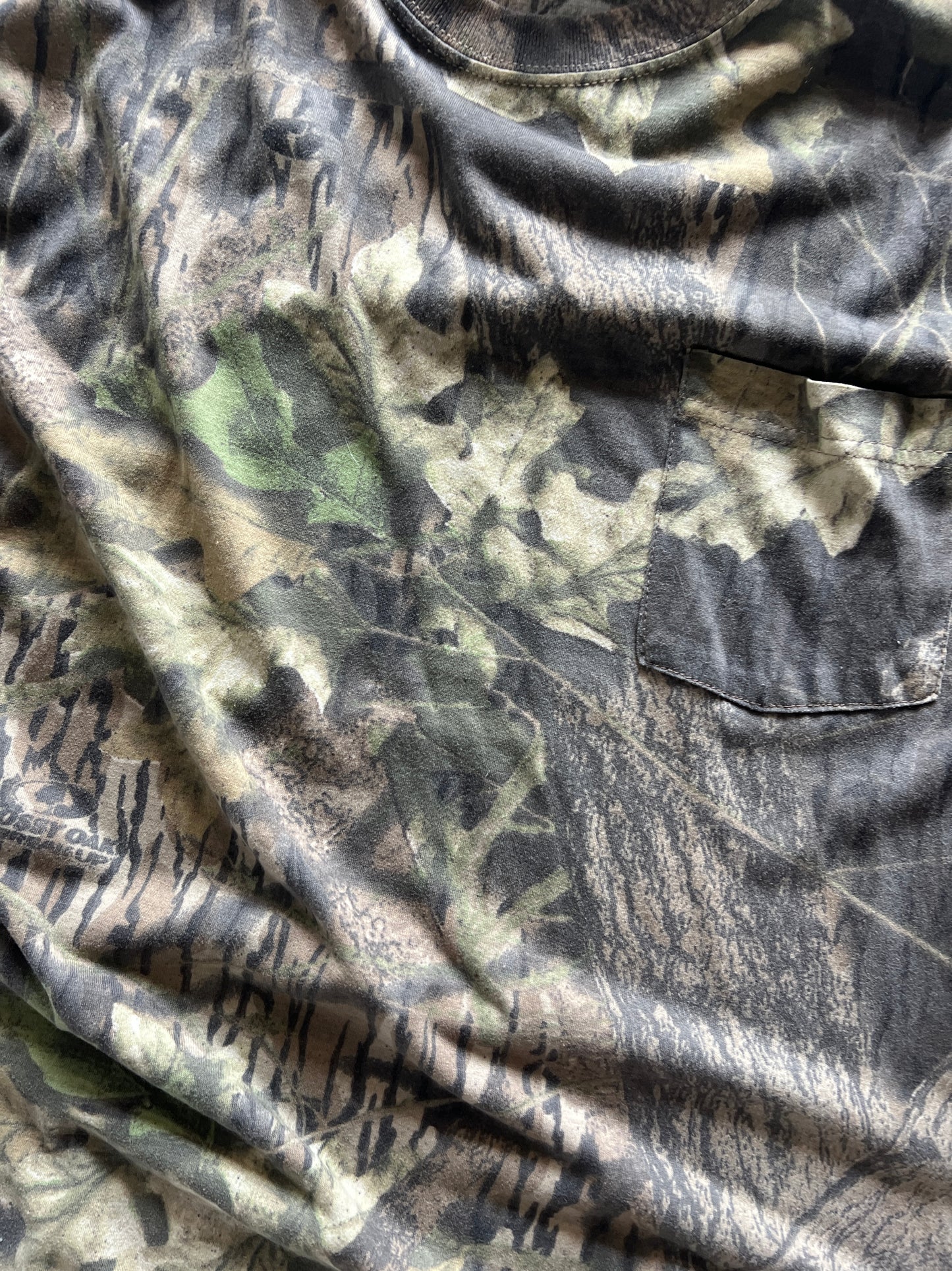 Vintage RealTree Camo Shirt - XL