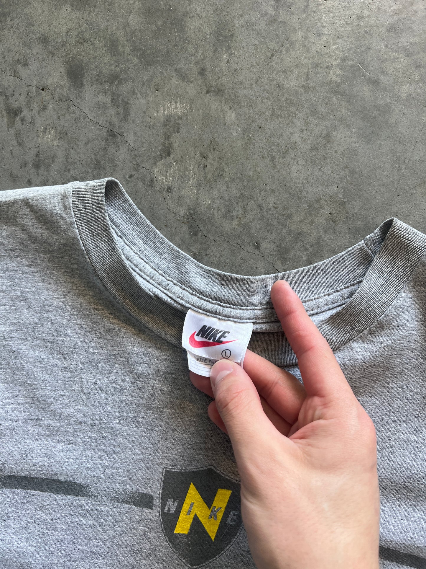 Vintage Grey Nike Shirt - L
