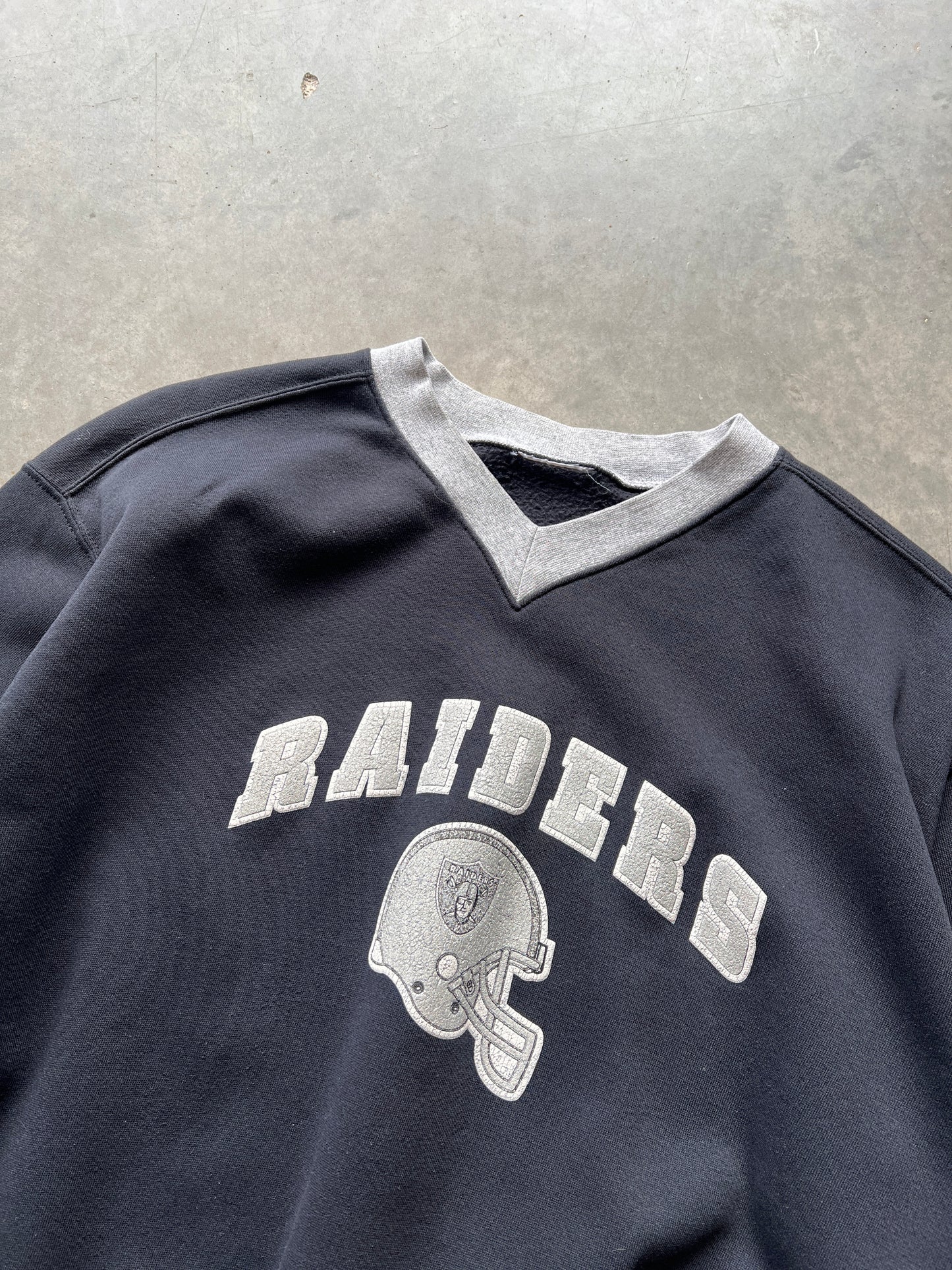 Vintage Black Raider Spellout Crew - M