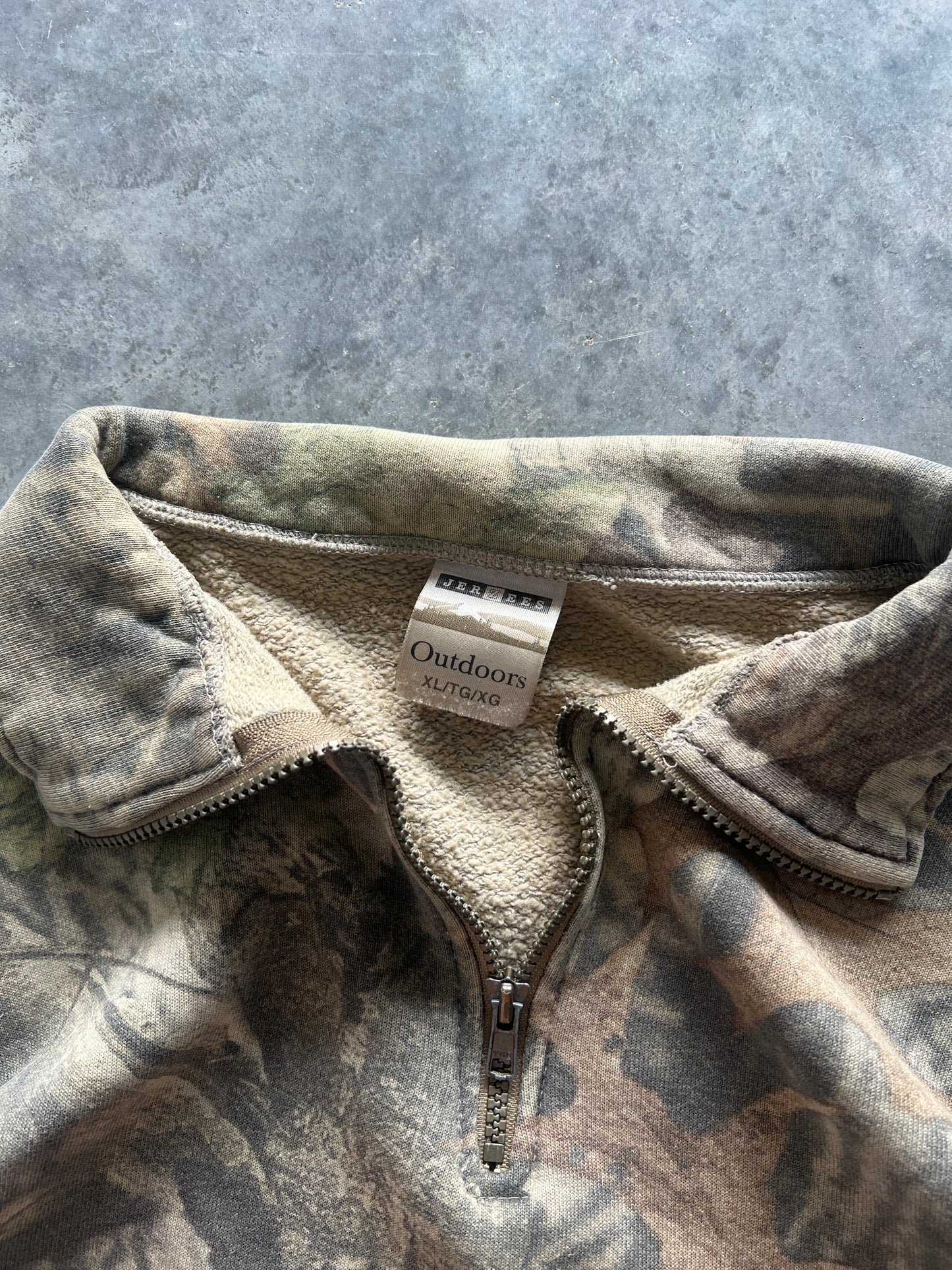 Vintage Jerzees Camo Quarter Zip - XL