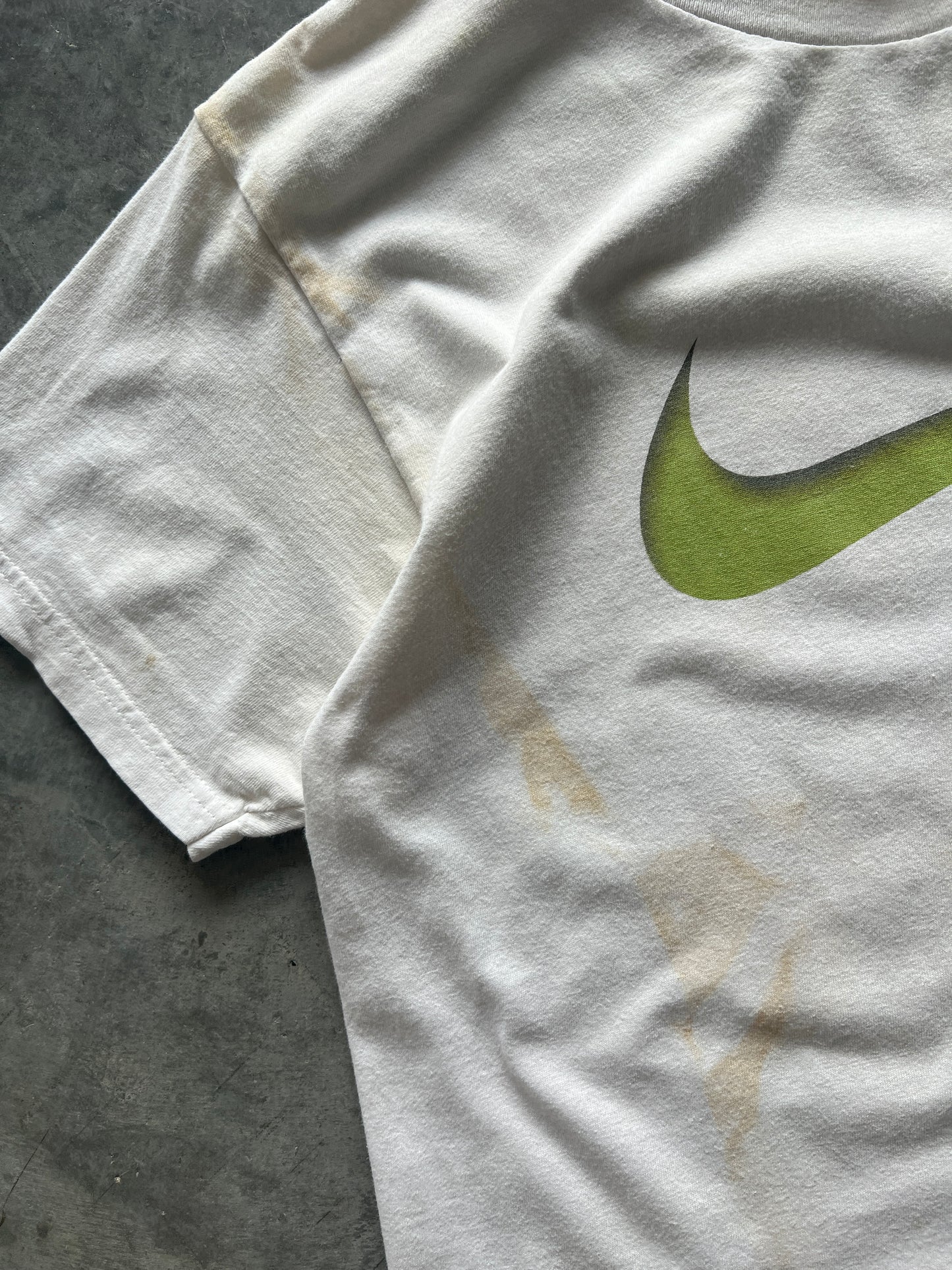 Vintage Big Swoosh Nike Shirt - S