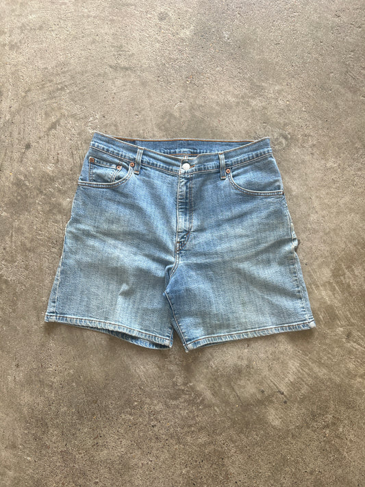 Vintage Levi 505 Shorts - 32