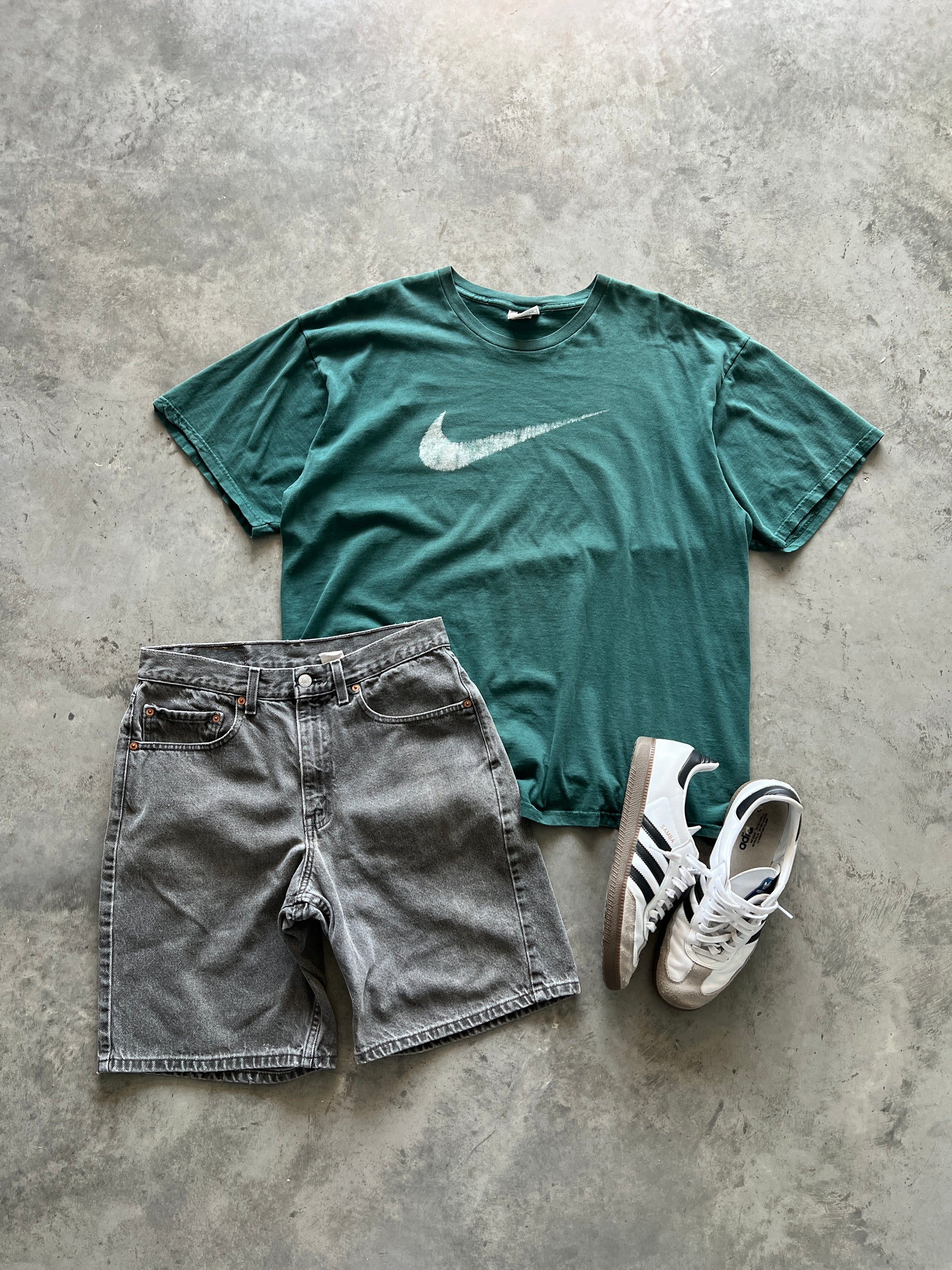 Vintage Outfit Mystery Box