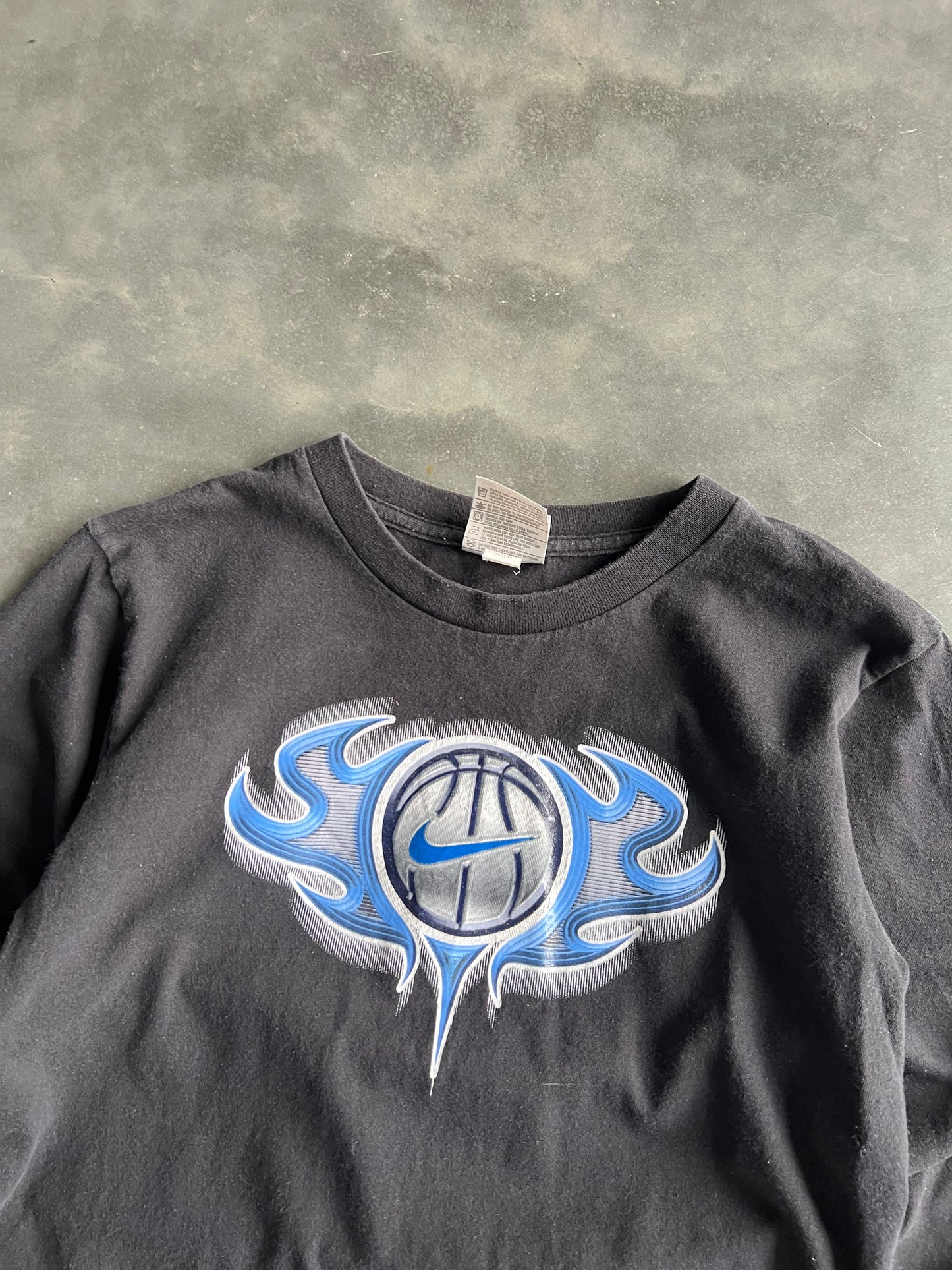 Vintage Black Nike Swoosh Shirt - M