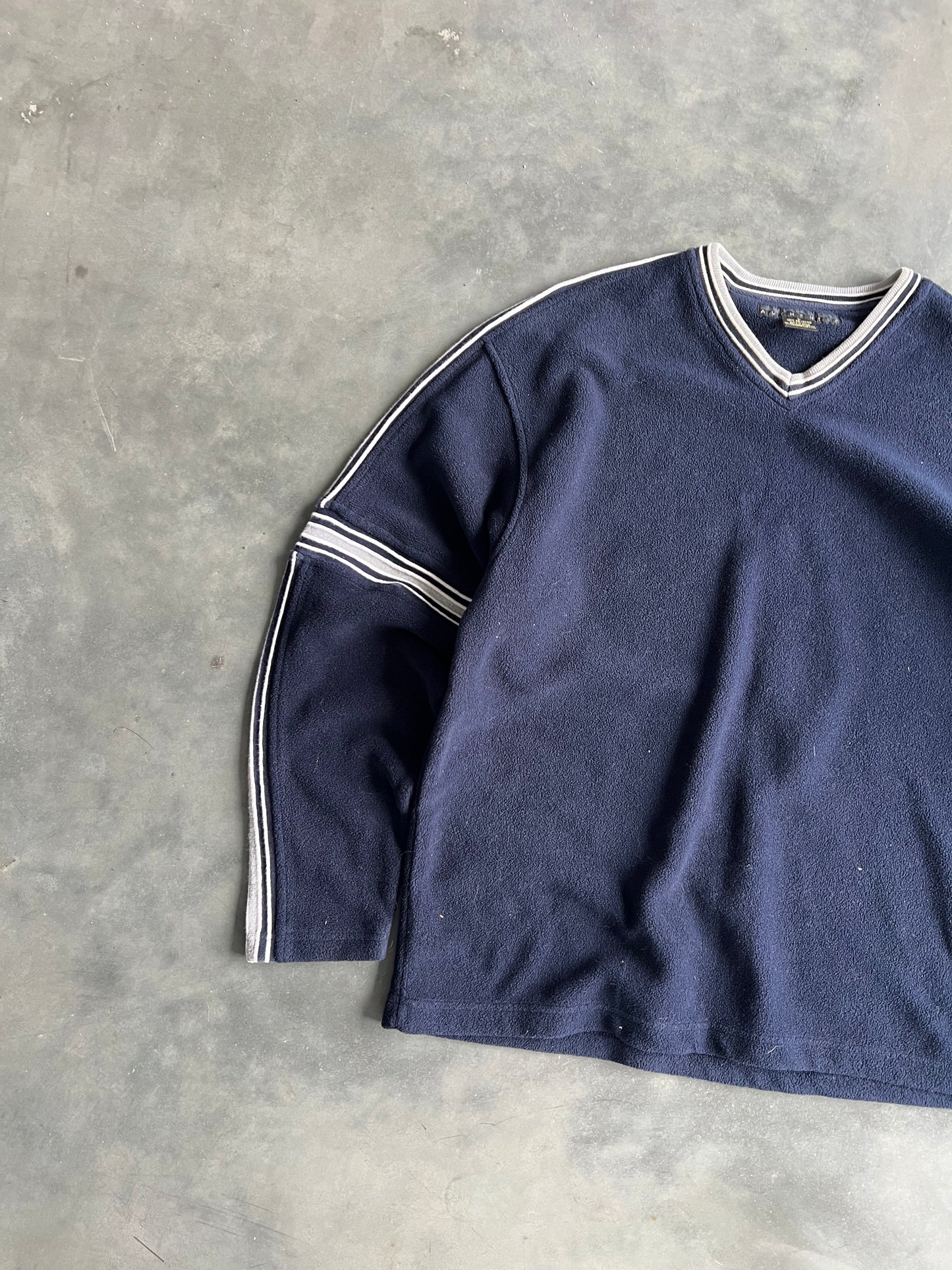 Vintage Navy Blue Stripped Sweater - L