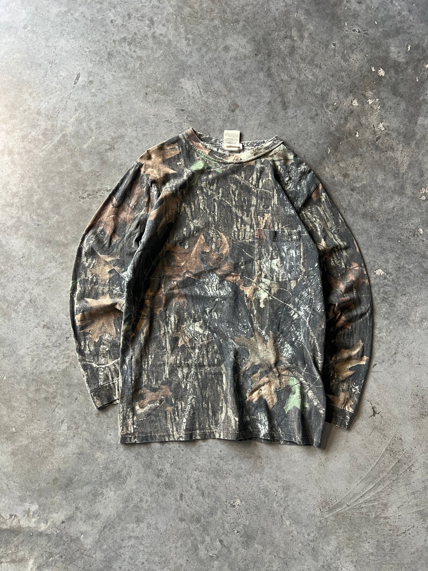 Vintage Jerzees Camo Longsleeve Shirt - M