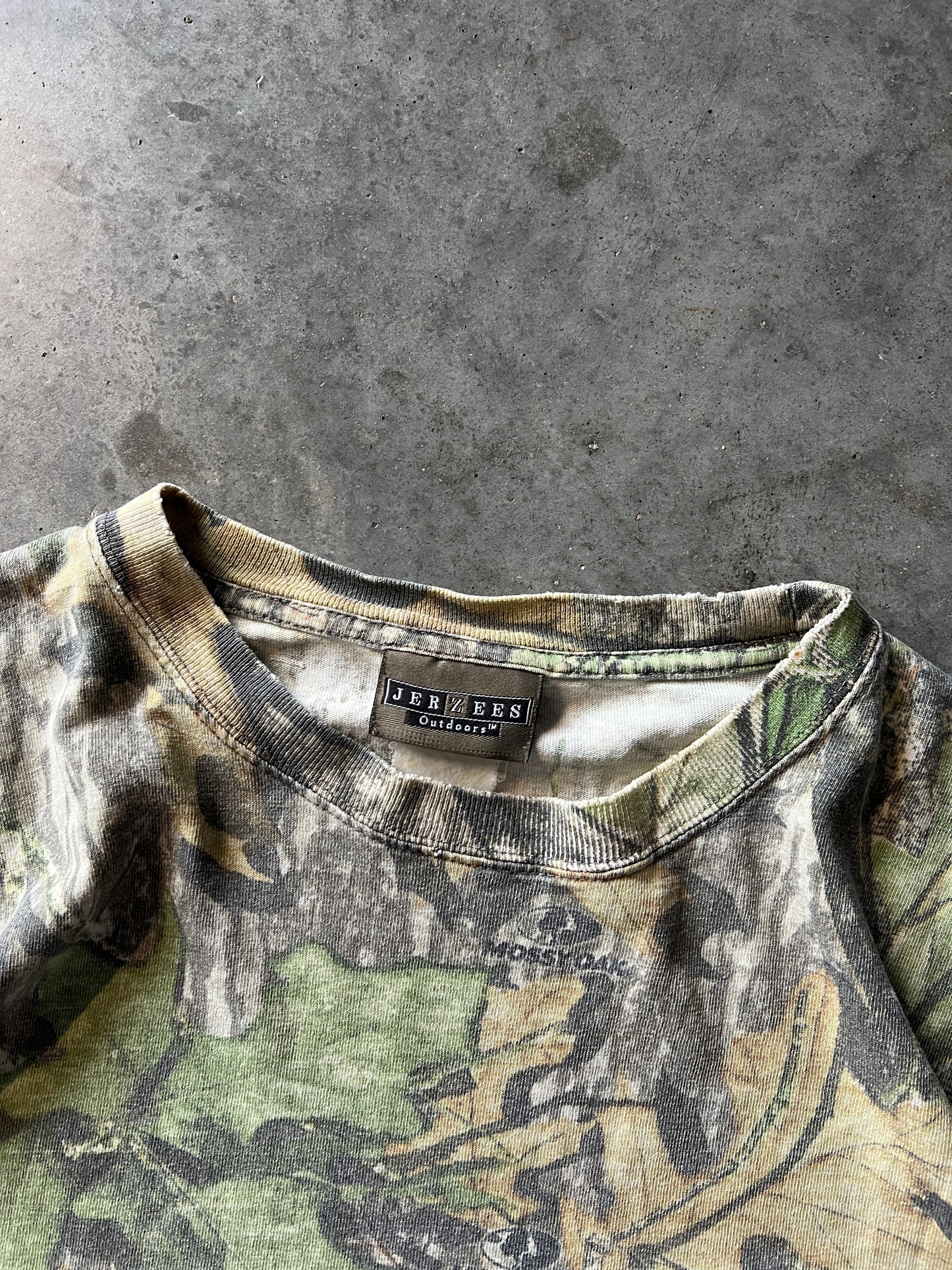 Vintage Real Tree Camo Longsleeve Shirt - L