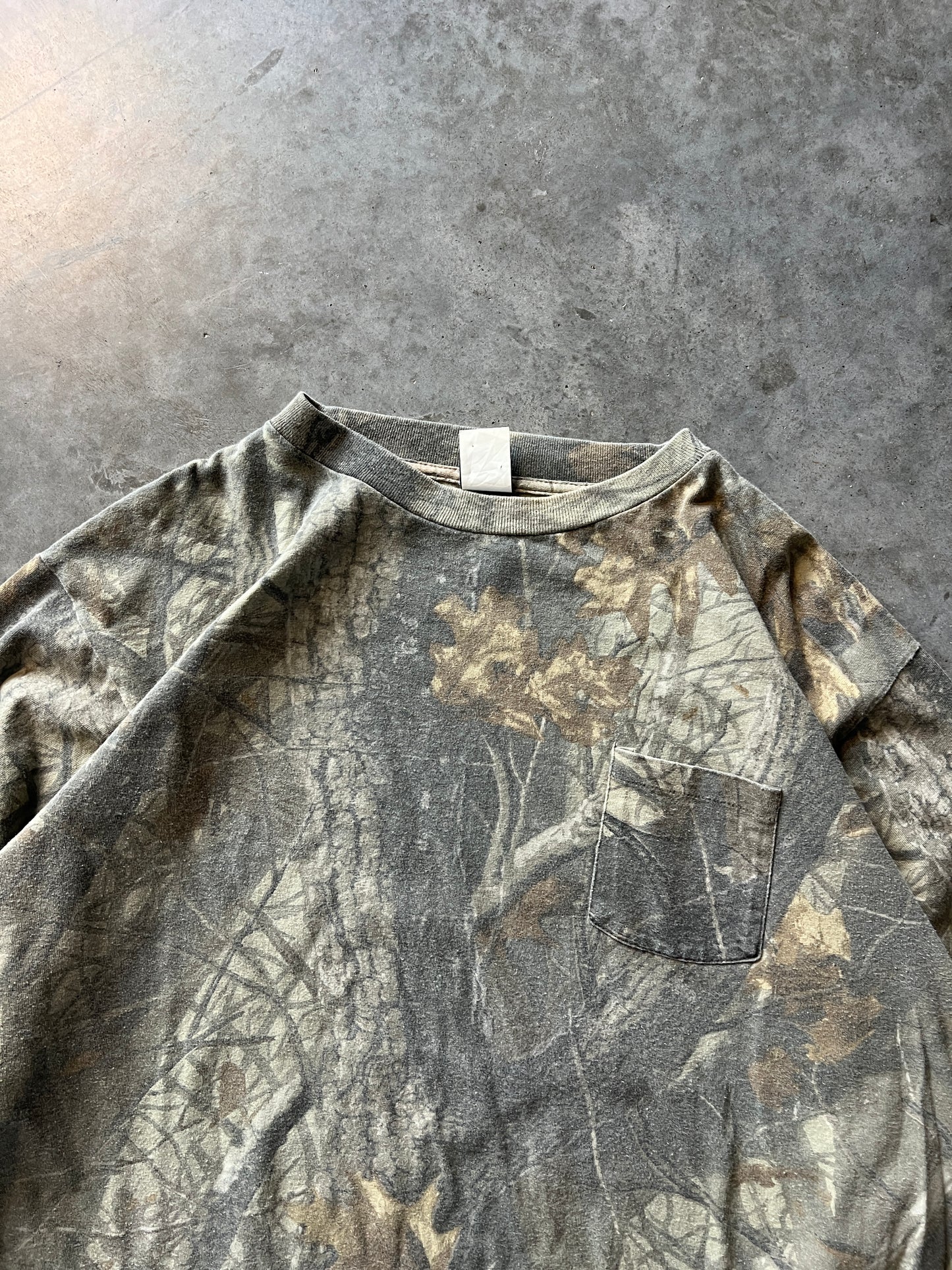 Vintage Faded Real Tree Camo Shirt - XL