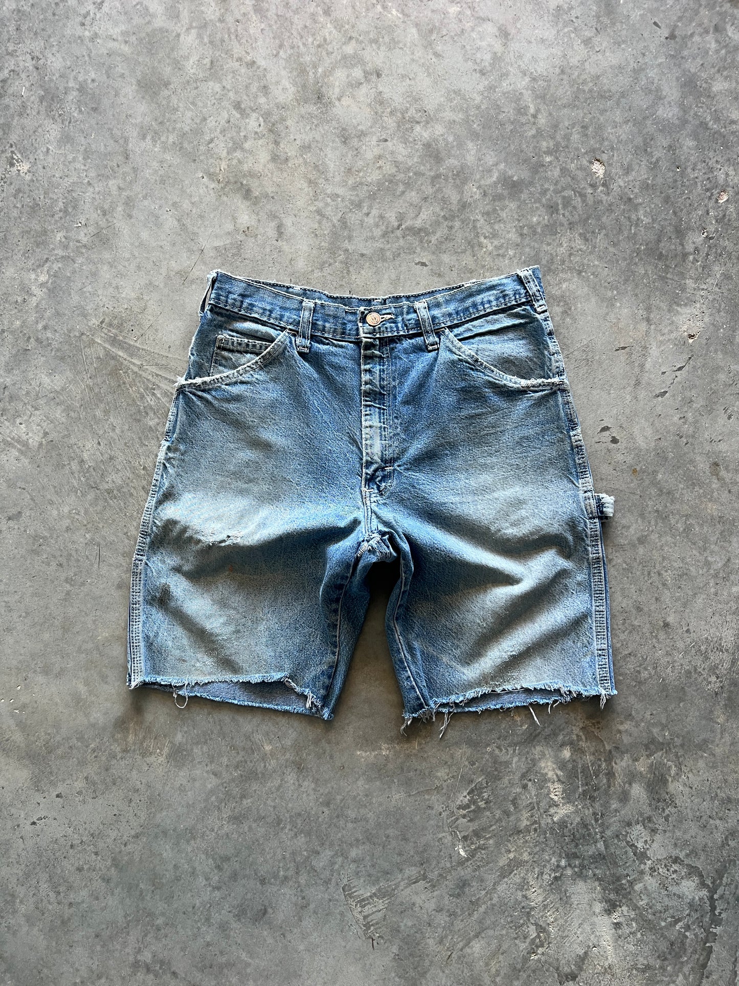 Vintage Light Wash Dickie Shorts - 28