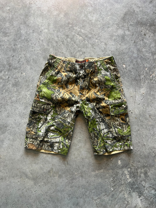 Vintage Real Tree Camo Shorts - 36