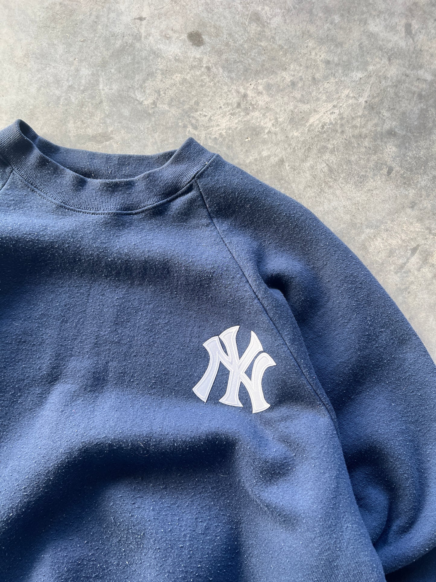 Vintage Navy Yankees Logo Crew - XL