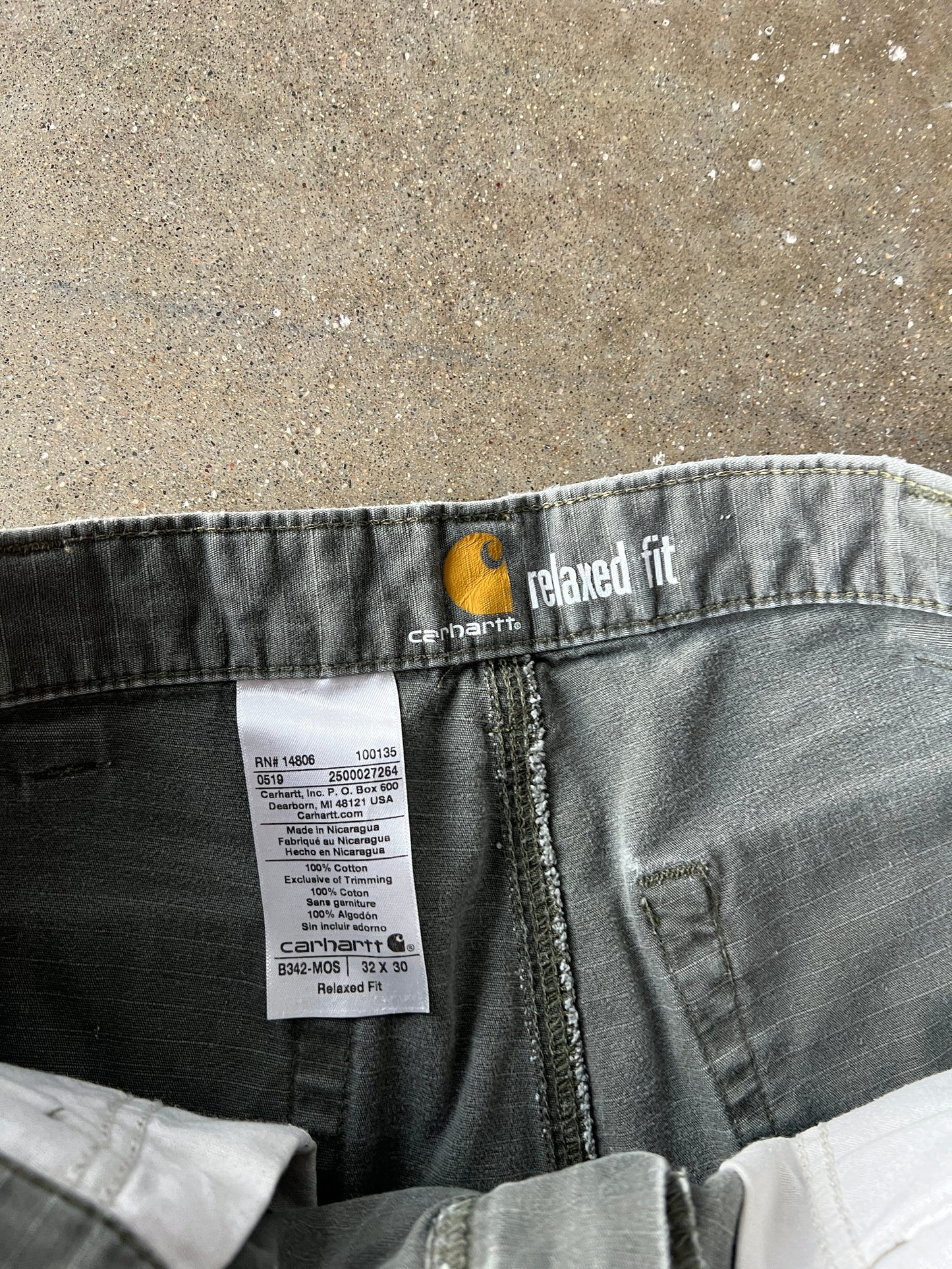 Vintage Faded Green Carhartt cargo Pants - 32