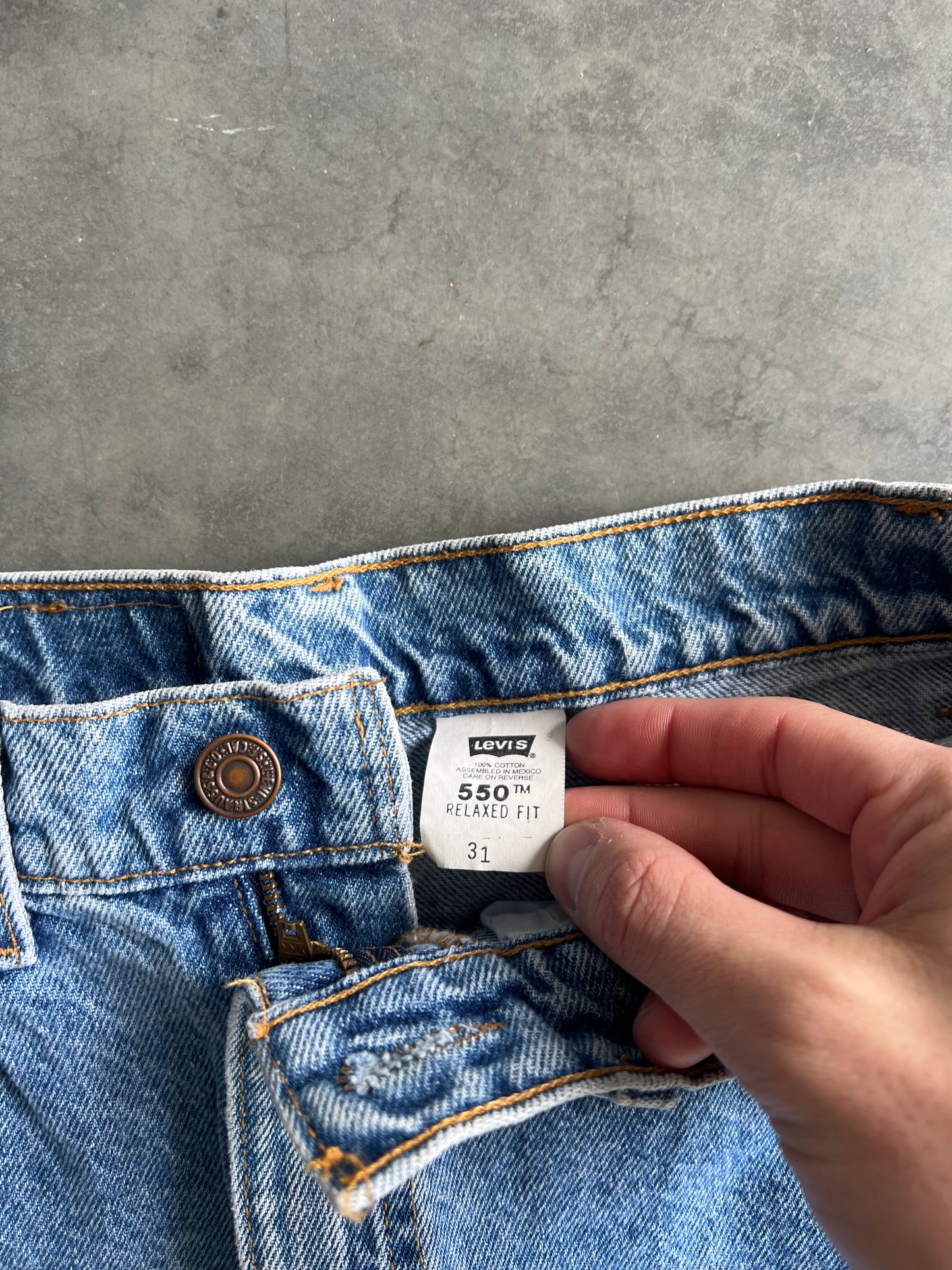 Vintage Denim Blue Levi Shorts - 31
