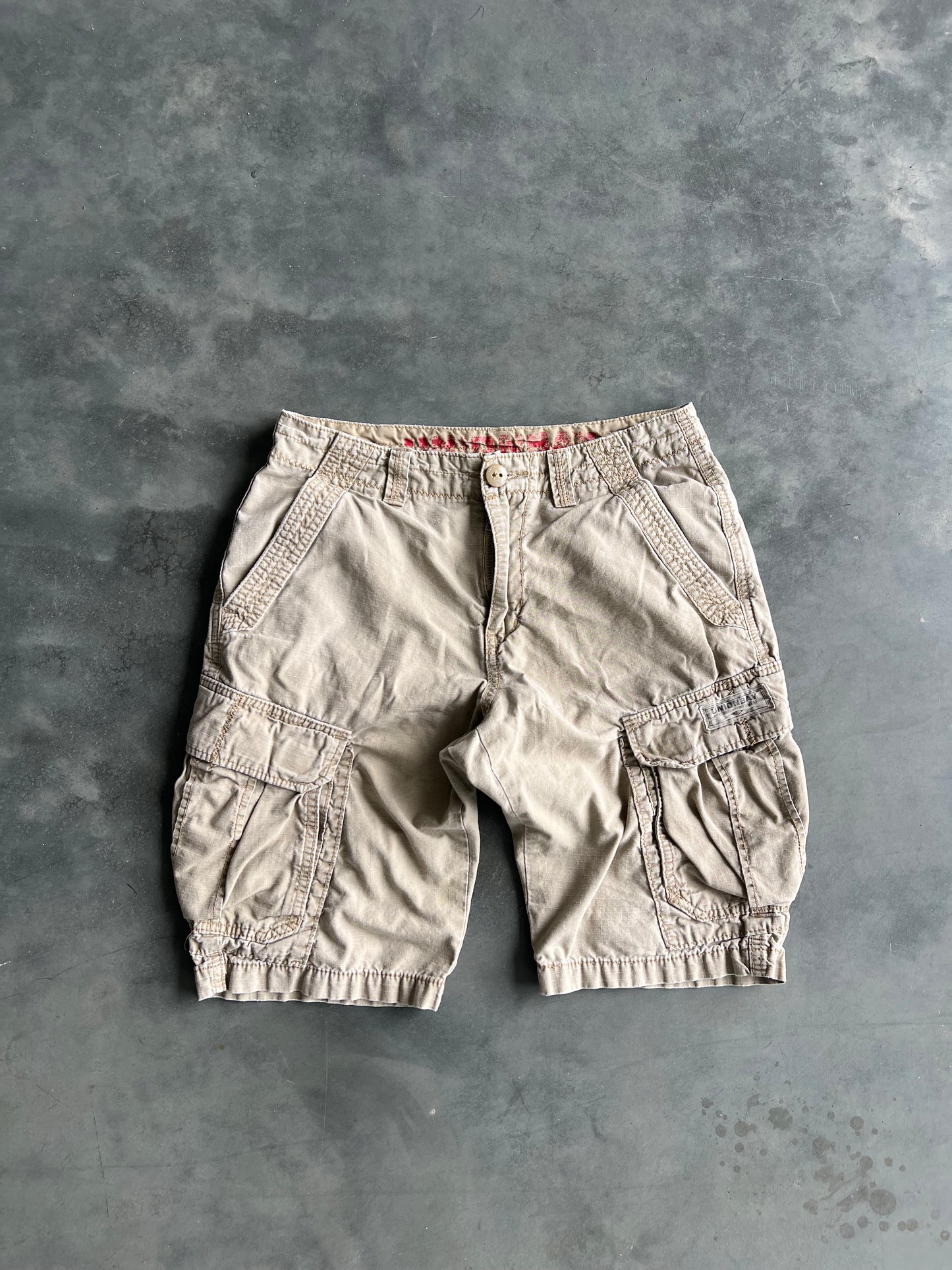 Vintage Tan Union Bay Carpenter Shorts - 30