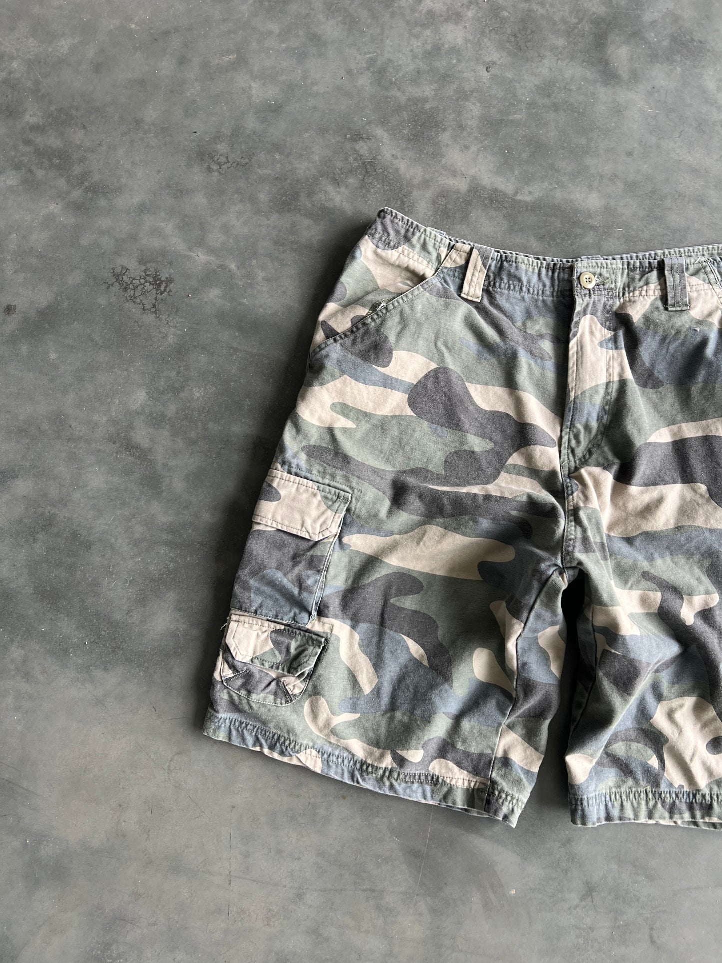 Vintage Premier Military Style Camo Shorts - 36