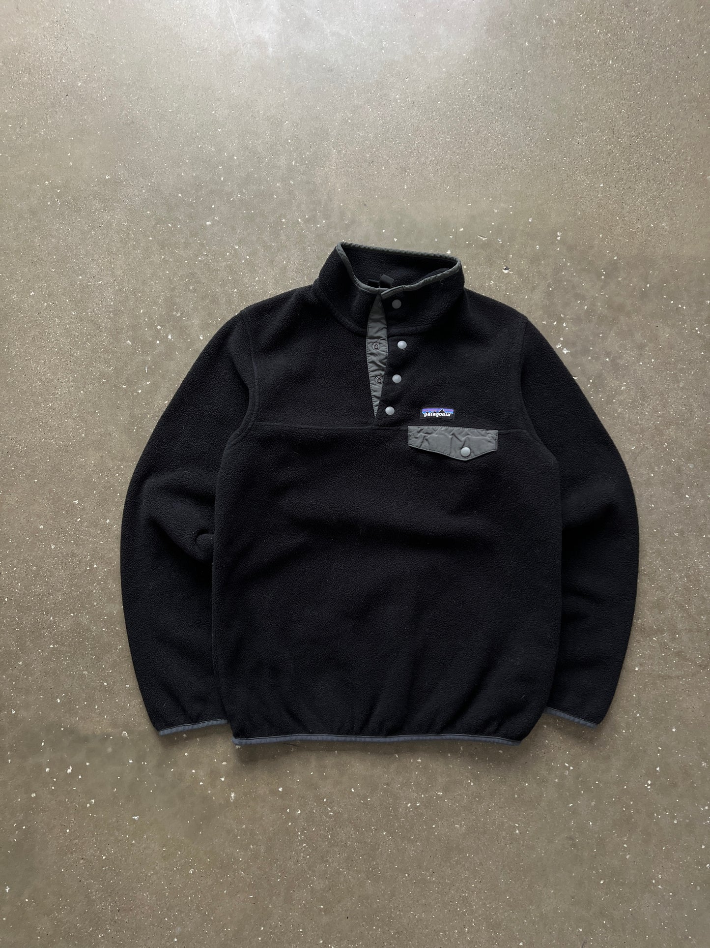 Vintage Black Patigonia Fleece - S