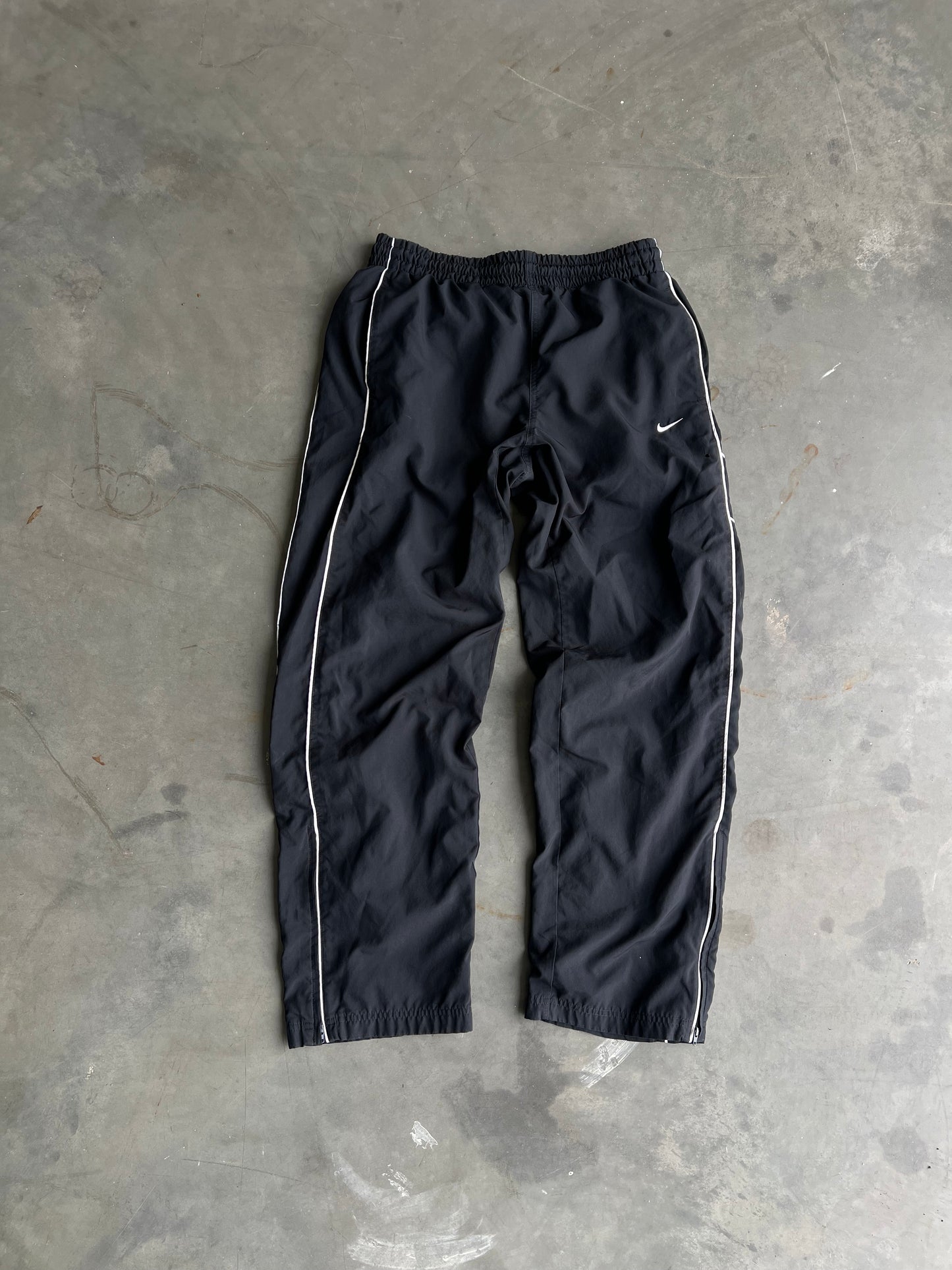 Vintage Black Nike Swoosh Track Pants - L