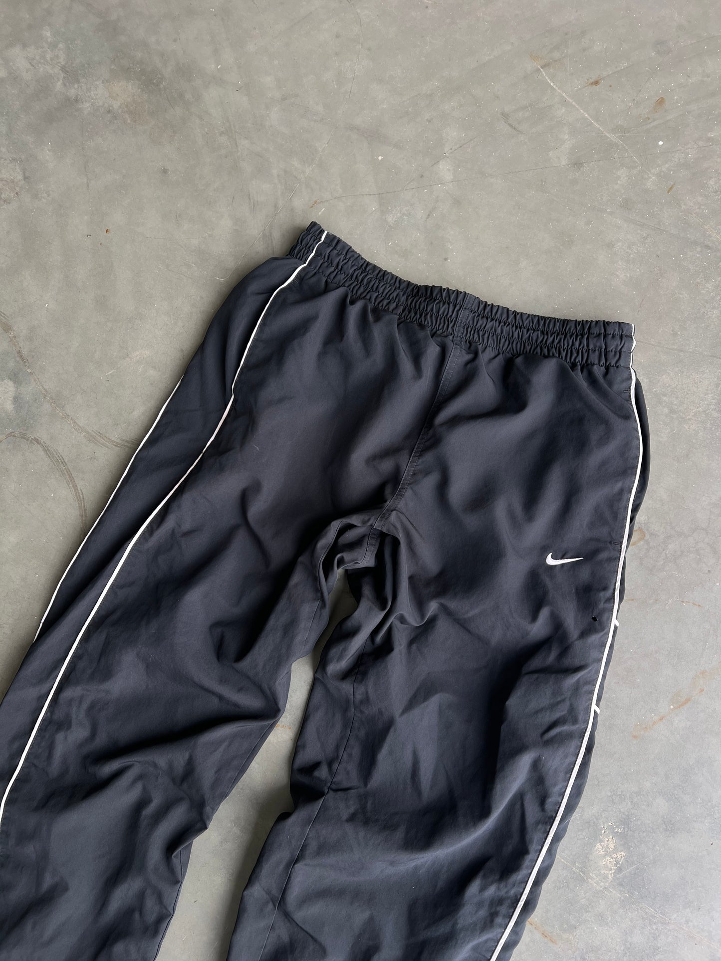 Vintage Black Nike Swoosh Track Pants - L