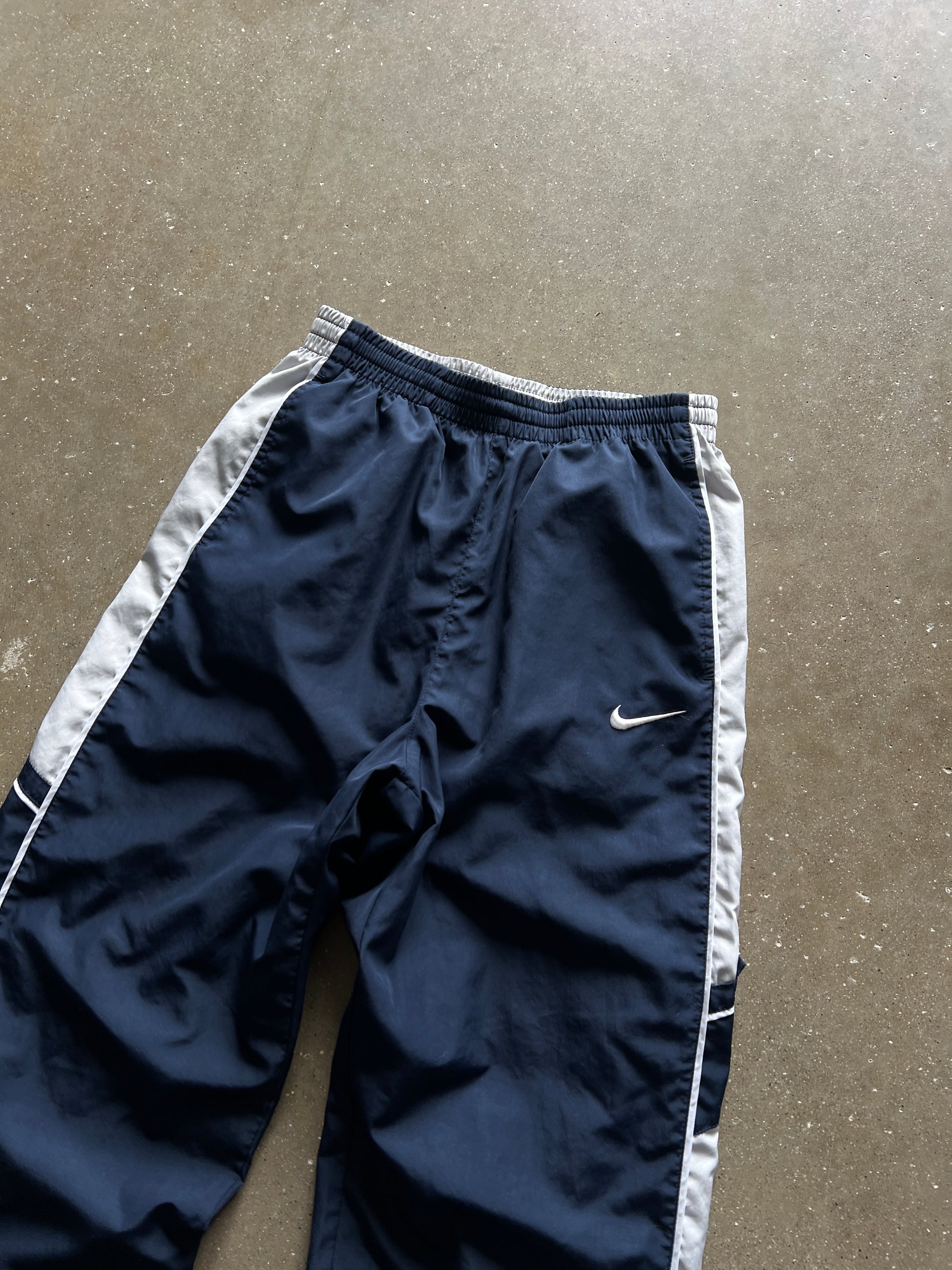 Vintage Navy Blue Nike Track Pants - YXL
