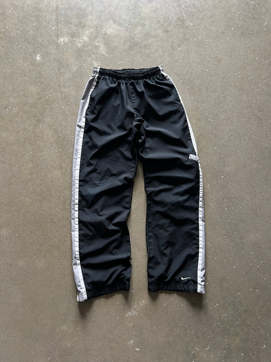Vintage Black Nike Track Pants - YXL