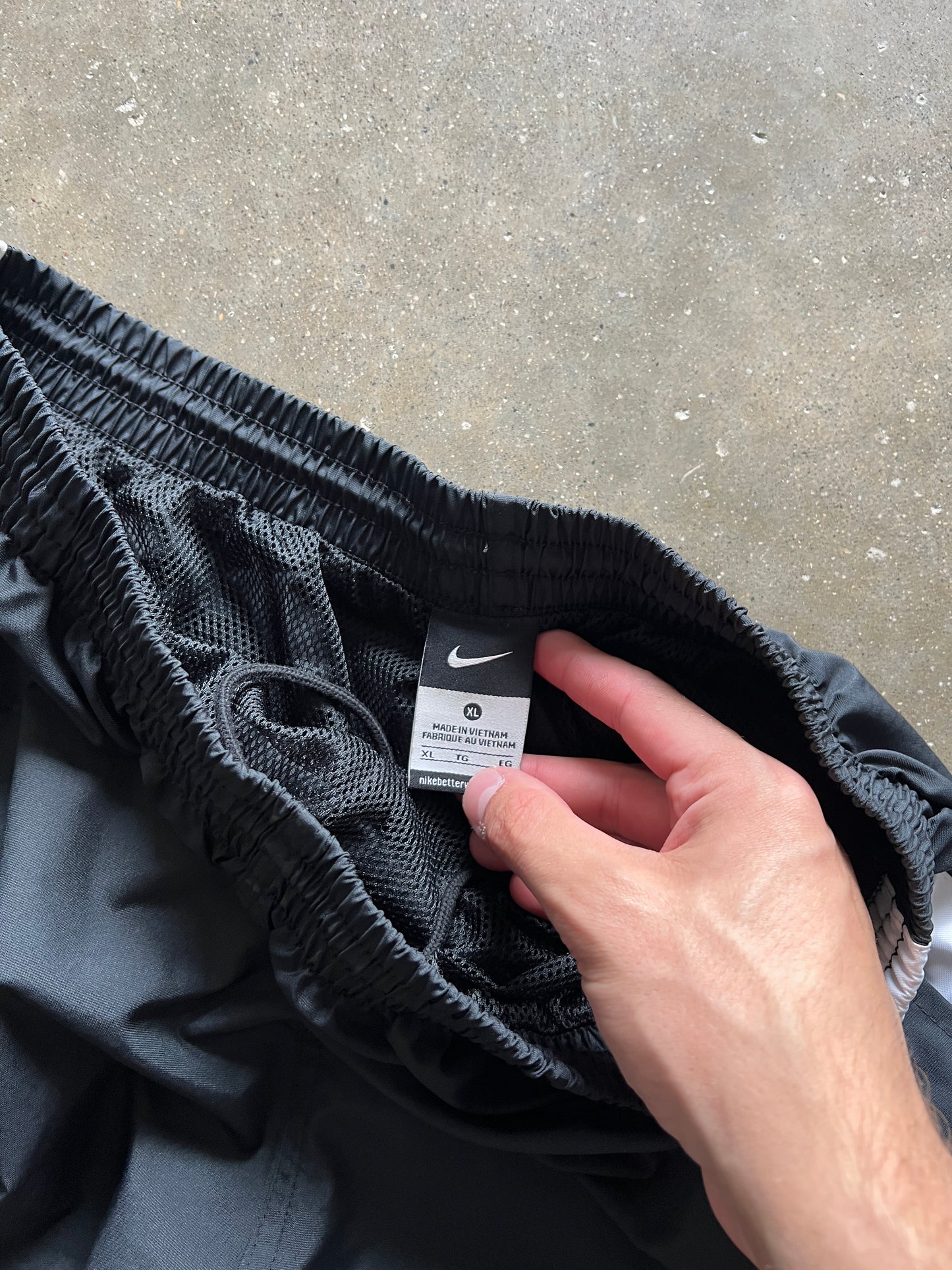 Vintage Black Nike Track Pants - XL
