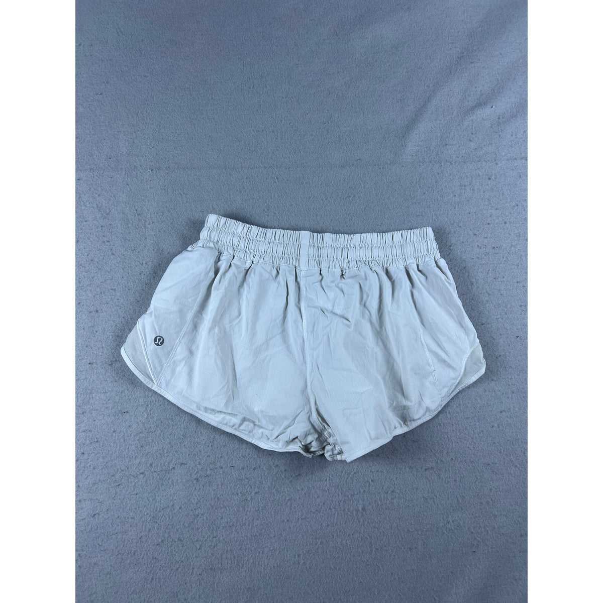 Lululemon Hotty Hot High-Rise Shorts - XS