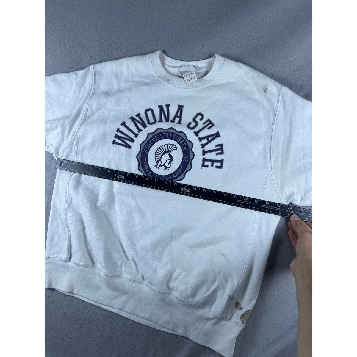 Champion Reverse Weave Winona State Warriors Sweatshirt - L
