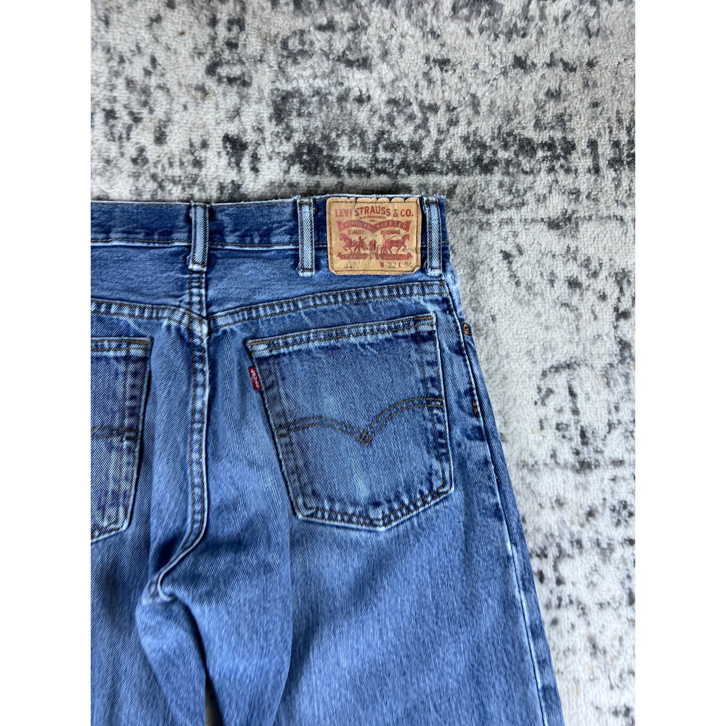 Vintage Levis 517 Bootcut Jeans - 32x34