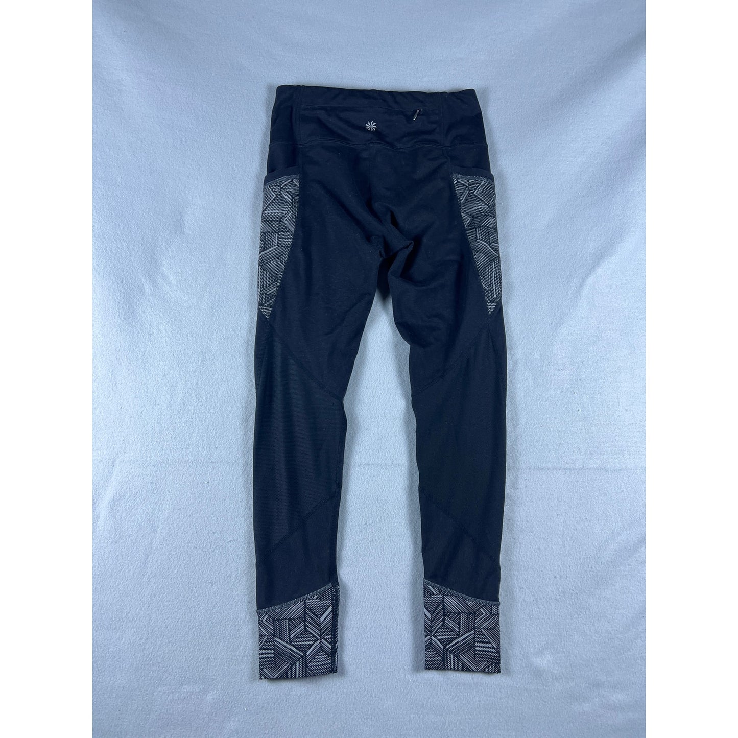 Athleta Relay Tight - S