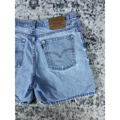 VTG Levi Light Wash Denim Jorts - 34