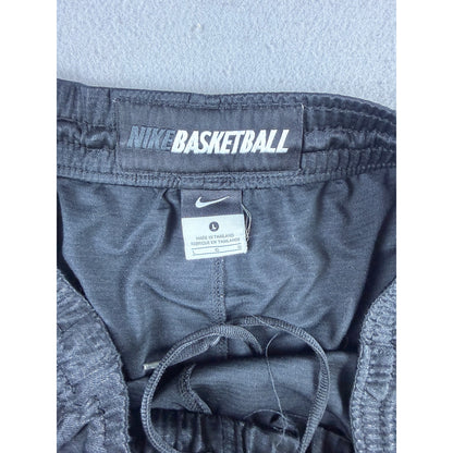 Vintage Nike LA Lakers Basketball Shorts - M
