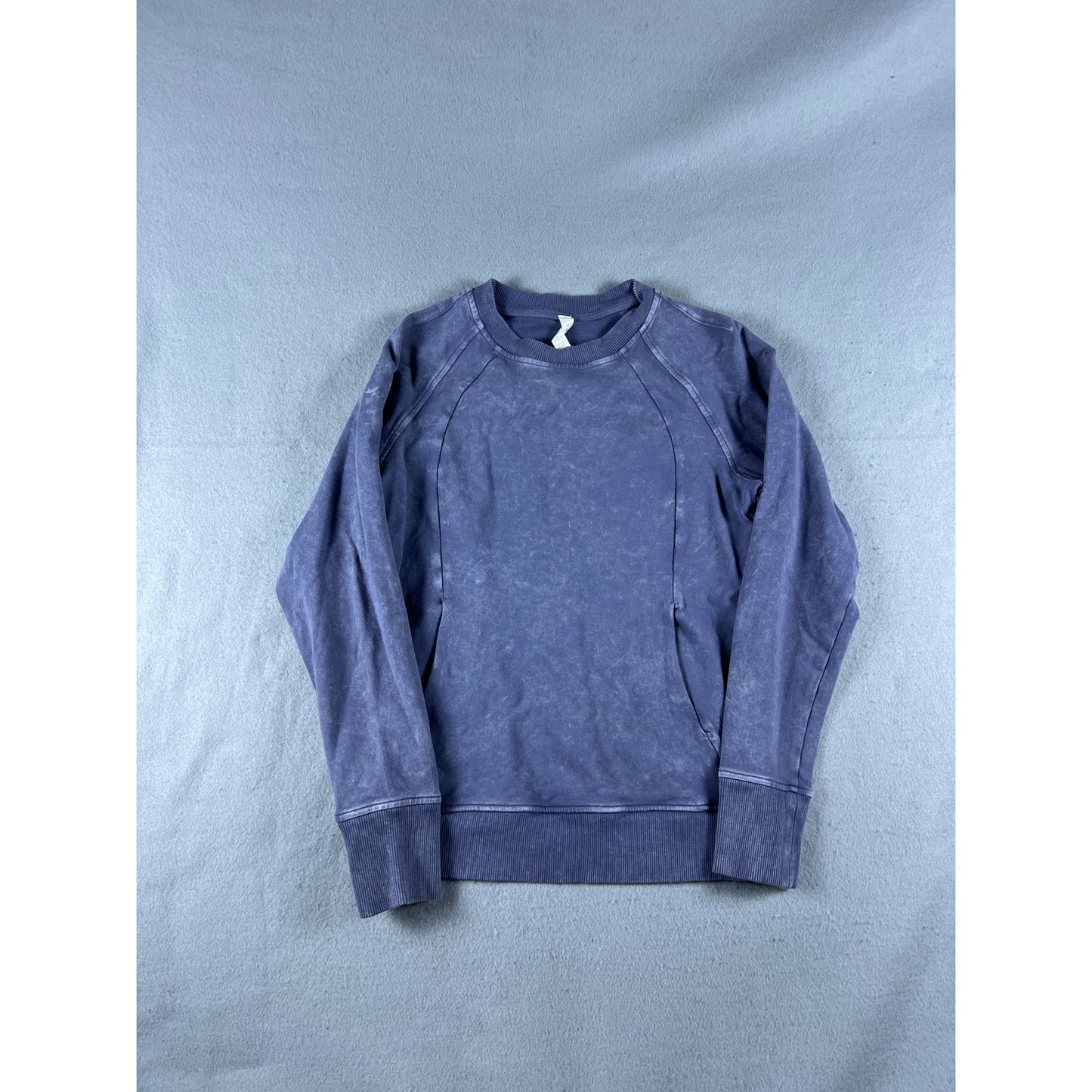 Lululemon Scuba Crew Sweatshirt Womens - 4 Washed Purple Quartz
